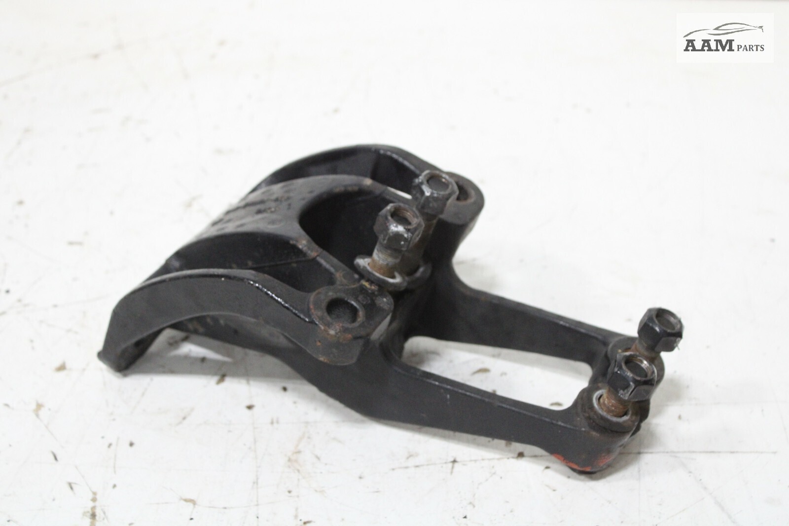 2018-2023 FREIGHTLINER CASCADIA FRONT LEFT CAB MOUNT BRACKET R18-67961-000 OEM