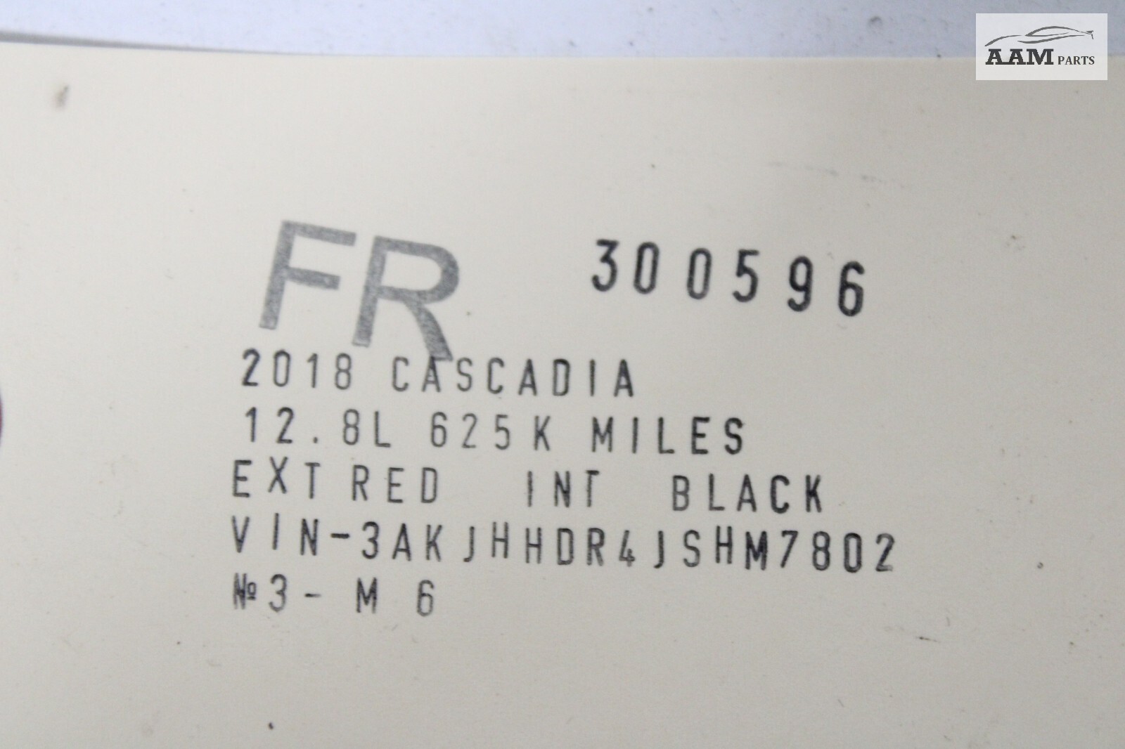 2018-2024 FREIGHTLINER CASCADIA FRONT RIGHT BUNK LATCH COVER 18-69136-001 OEM
