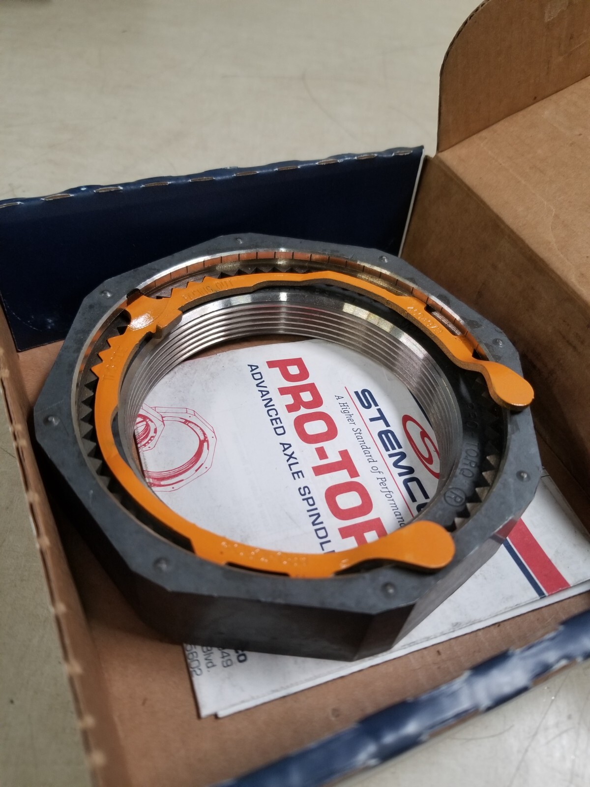 STEMCO PRO TORQUE AXLE NUT 21052655