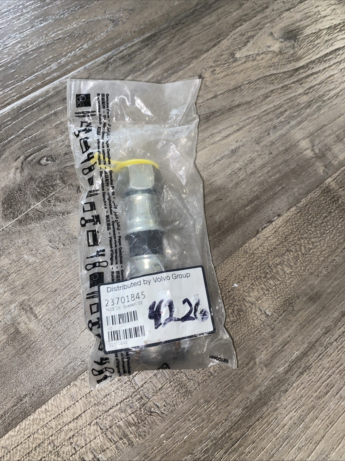 Volvo/Mack 23701845 I Shift Oil Hose