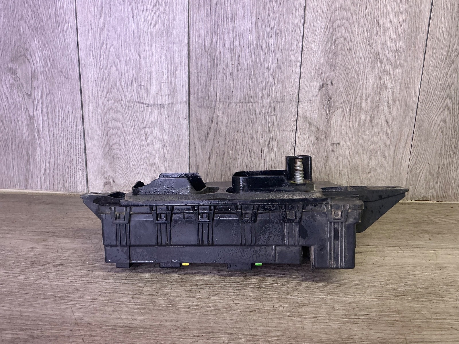 # Freightliner Cascadia P/N A06-94992-001 Control Unit Chassis MODULE – SAM CHAS