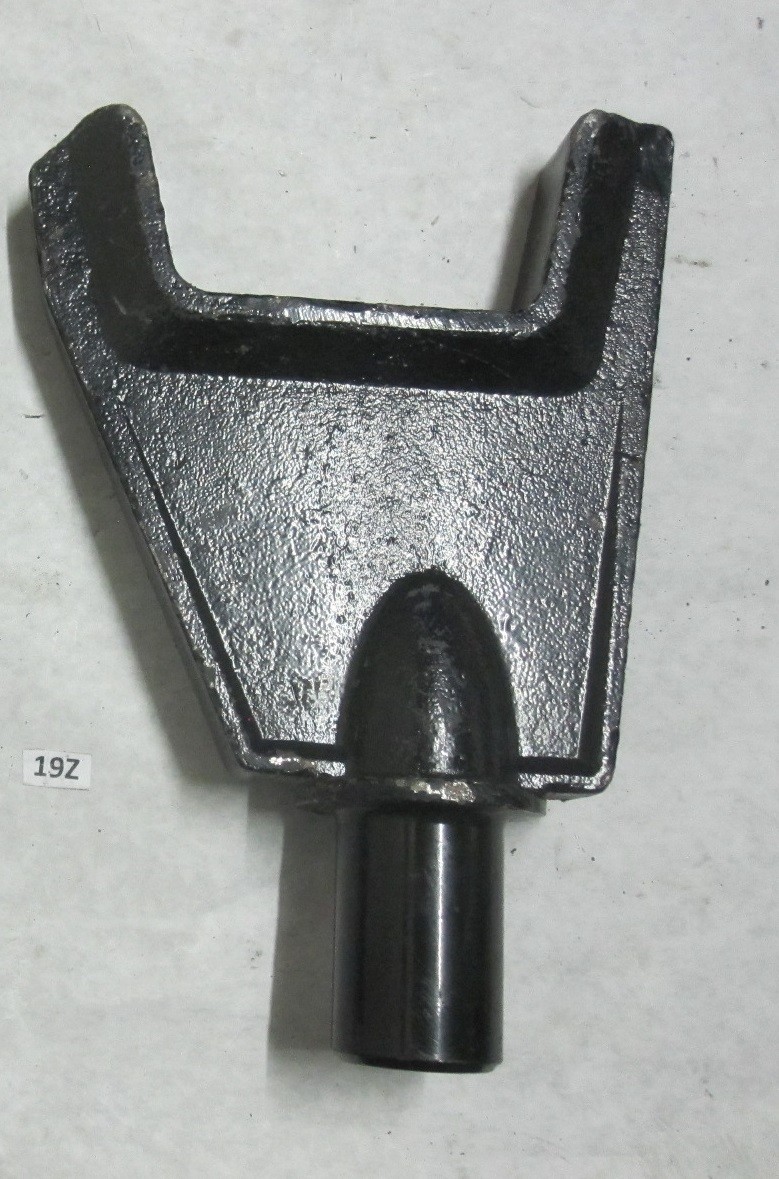 4.50 Med Fork Casting Item Number: 7454000003 JERRDAN 4-1/2
