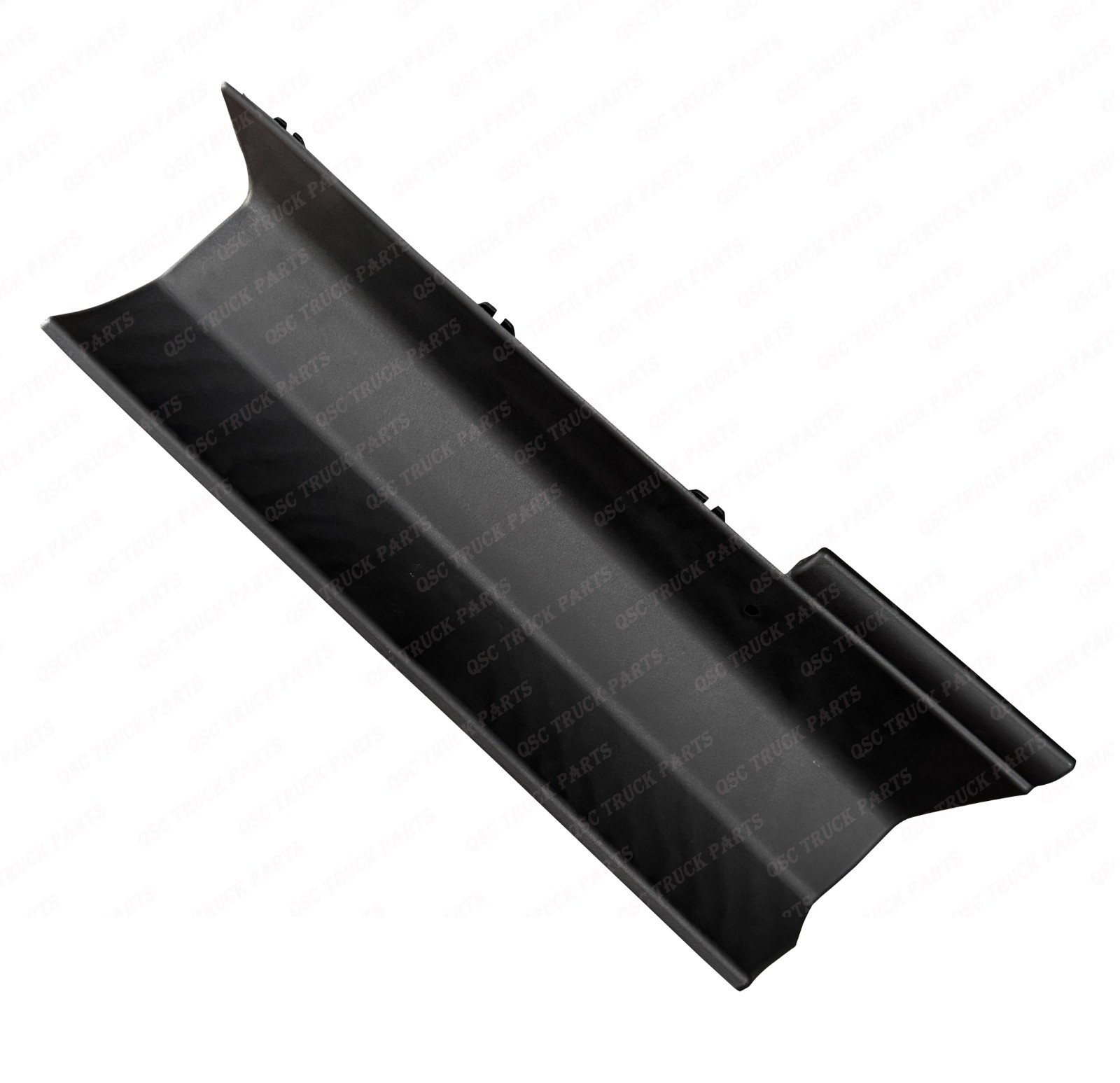 QSC Filler Panel Extension 20″ Left for Freightliner Cascadia 22-69771-004