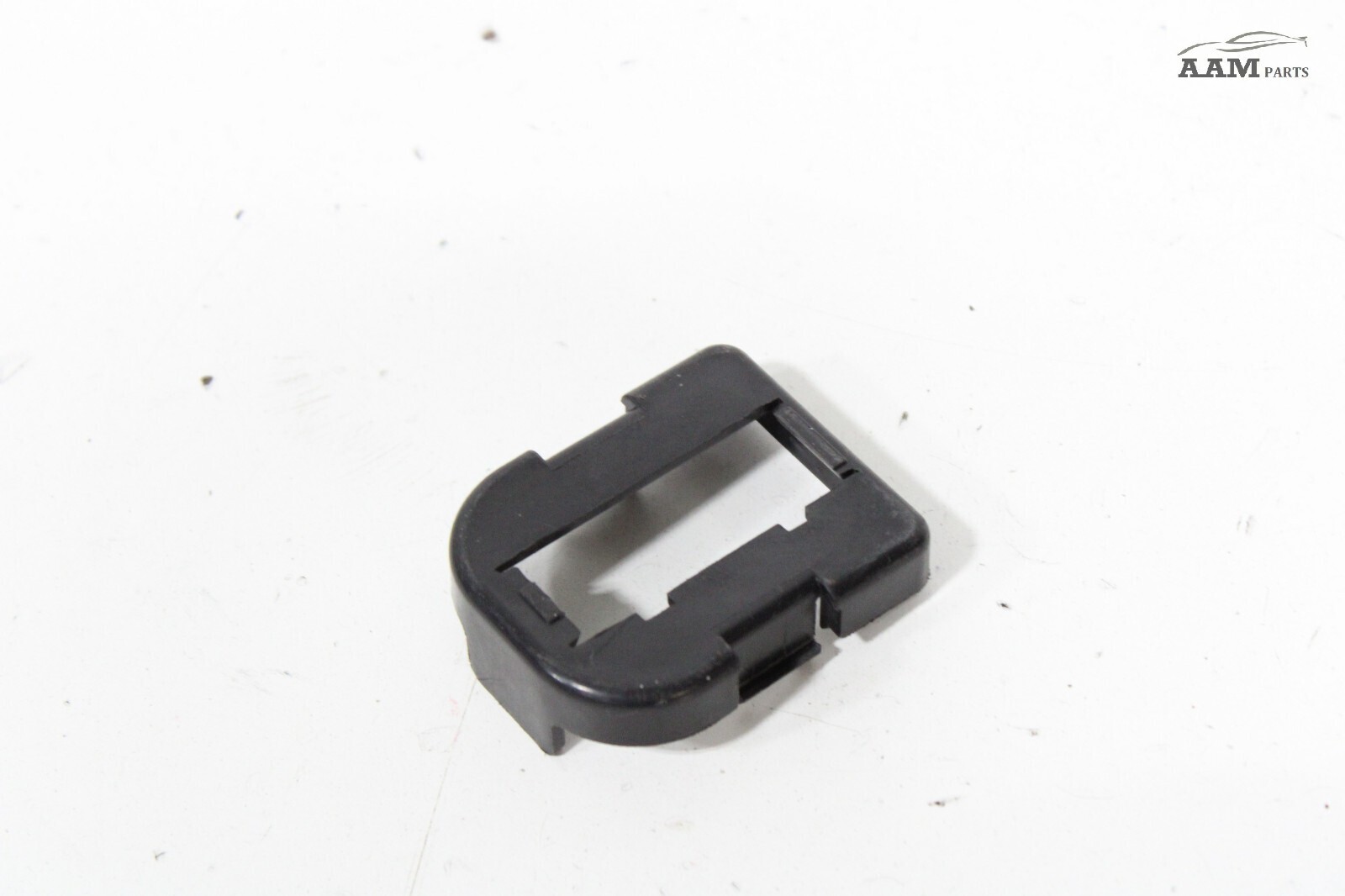 2018-24 VOLVO VNL 760 FRONT LEFT OR RIGHT SIDE FENDER BRACKET MOUNT SUPPORT OEM