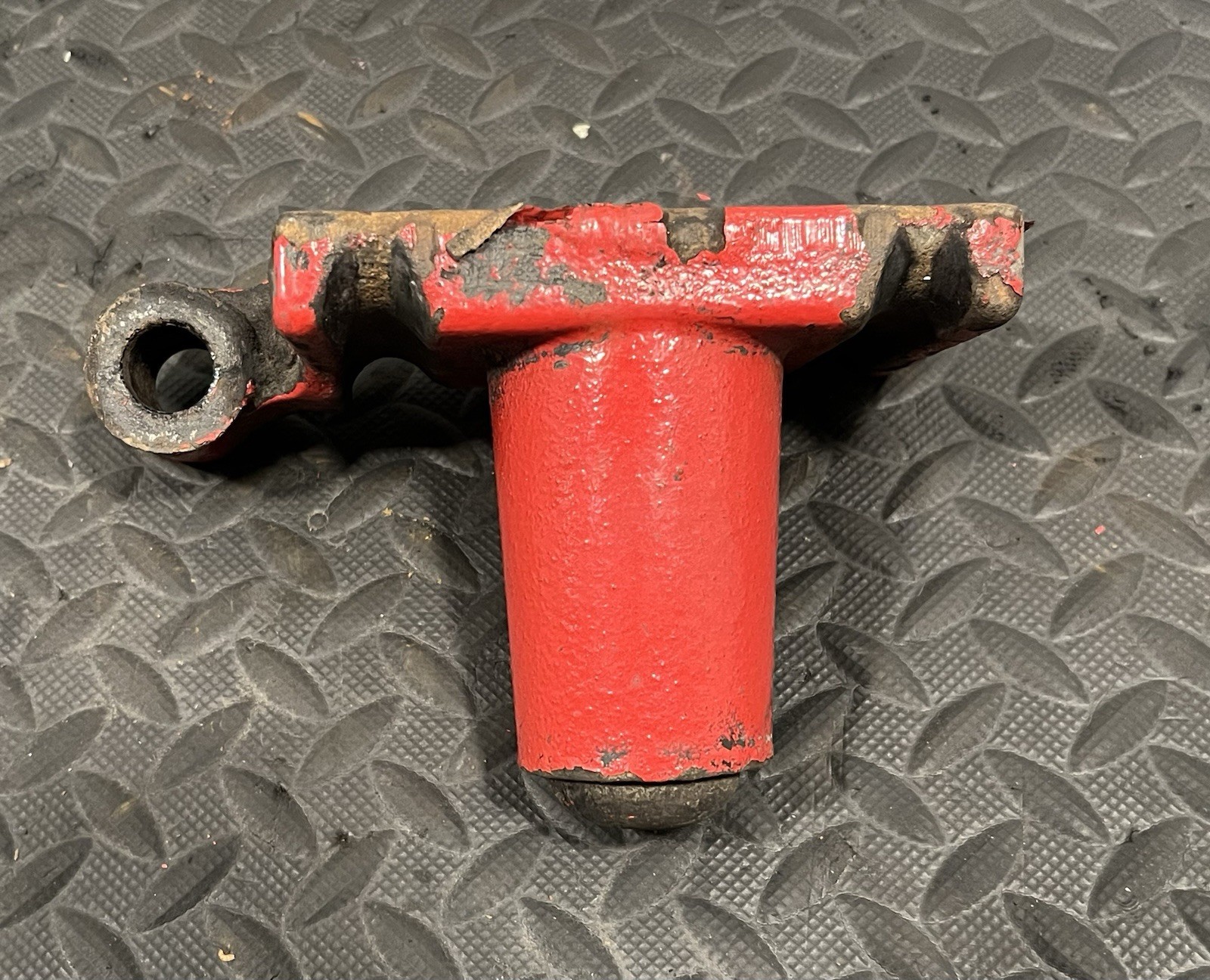 Freightliner Front Suspension Axle Stop (Right Side) A16-15214-000 (Tag# 14967)