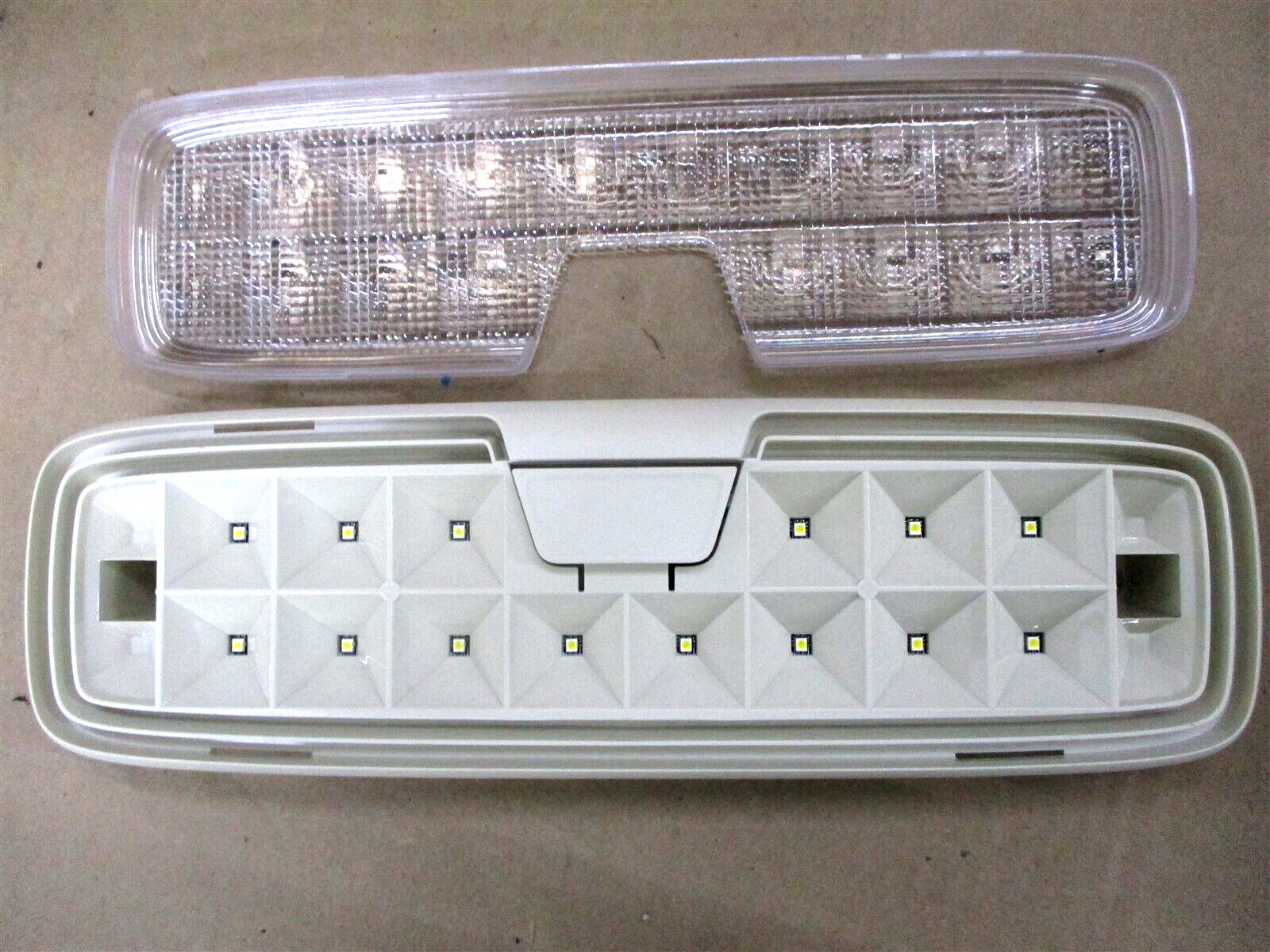 6122580C1 NEW OEM INTERNATIONAL PROSTAR SLEEPER DOME LIGHT LED