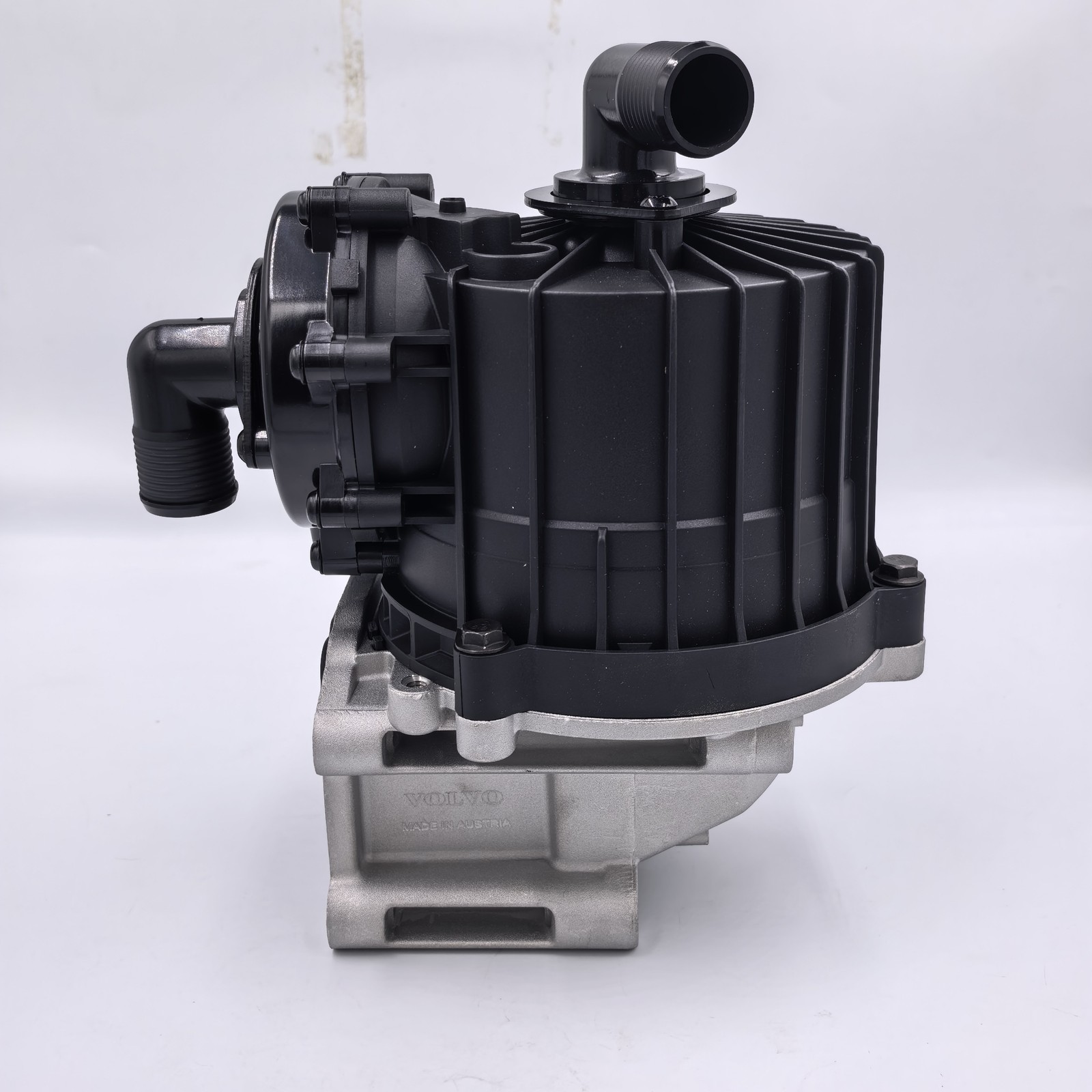 21122539 Oil Separator for Volvo Mack D13 MP8 engine 2008-2014 #21475228