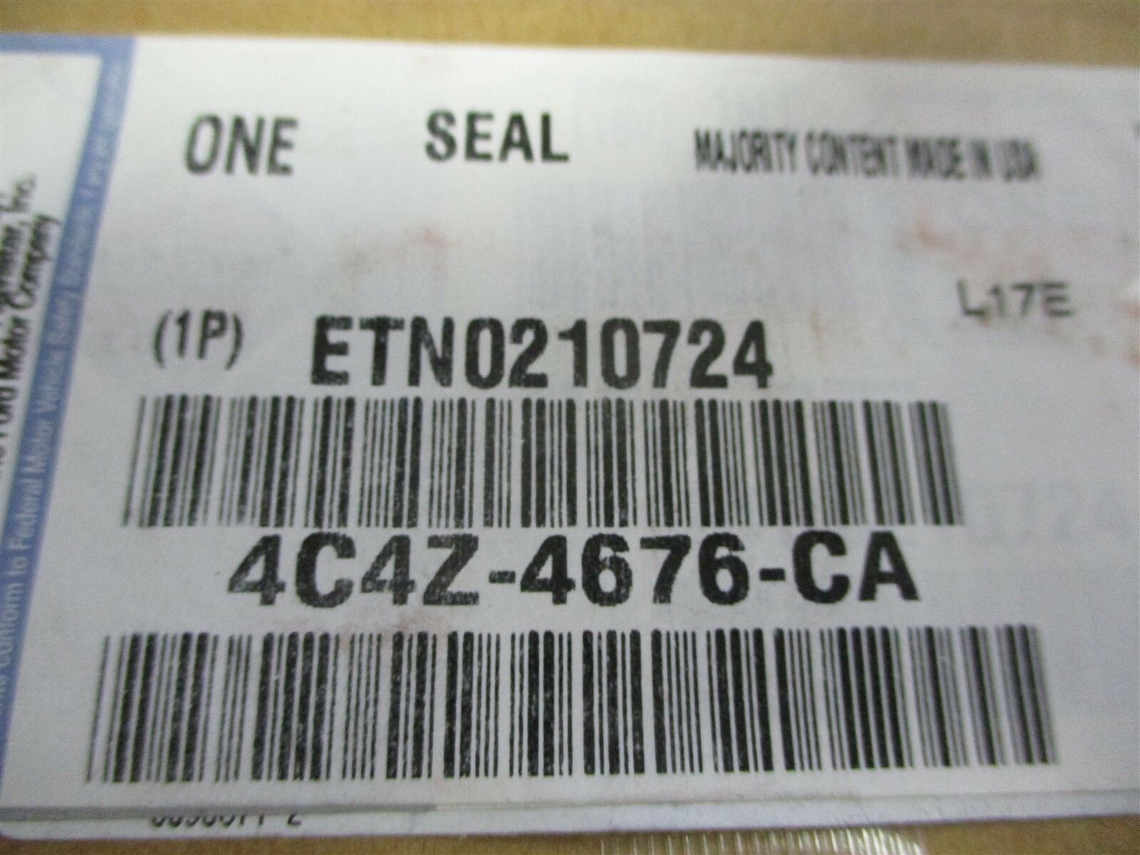4C4Z-4676-CA OEM FORD MOTORCRAFT OIL PINION REAR DIFFERENTIAL SEAL EATON 0210724
