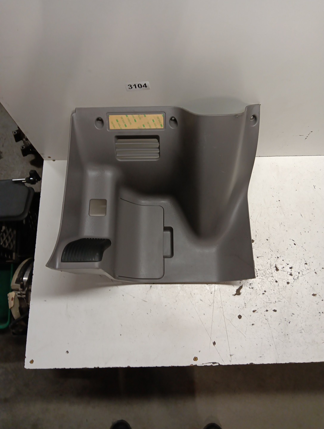 Peterbilt Left Hand Foot Panel W/ Tilt Strg Opening S60-6088-0281 Item #3104