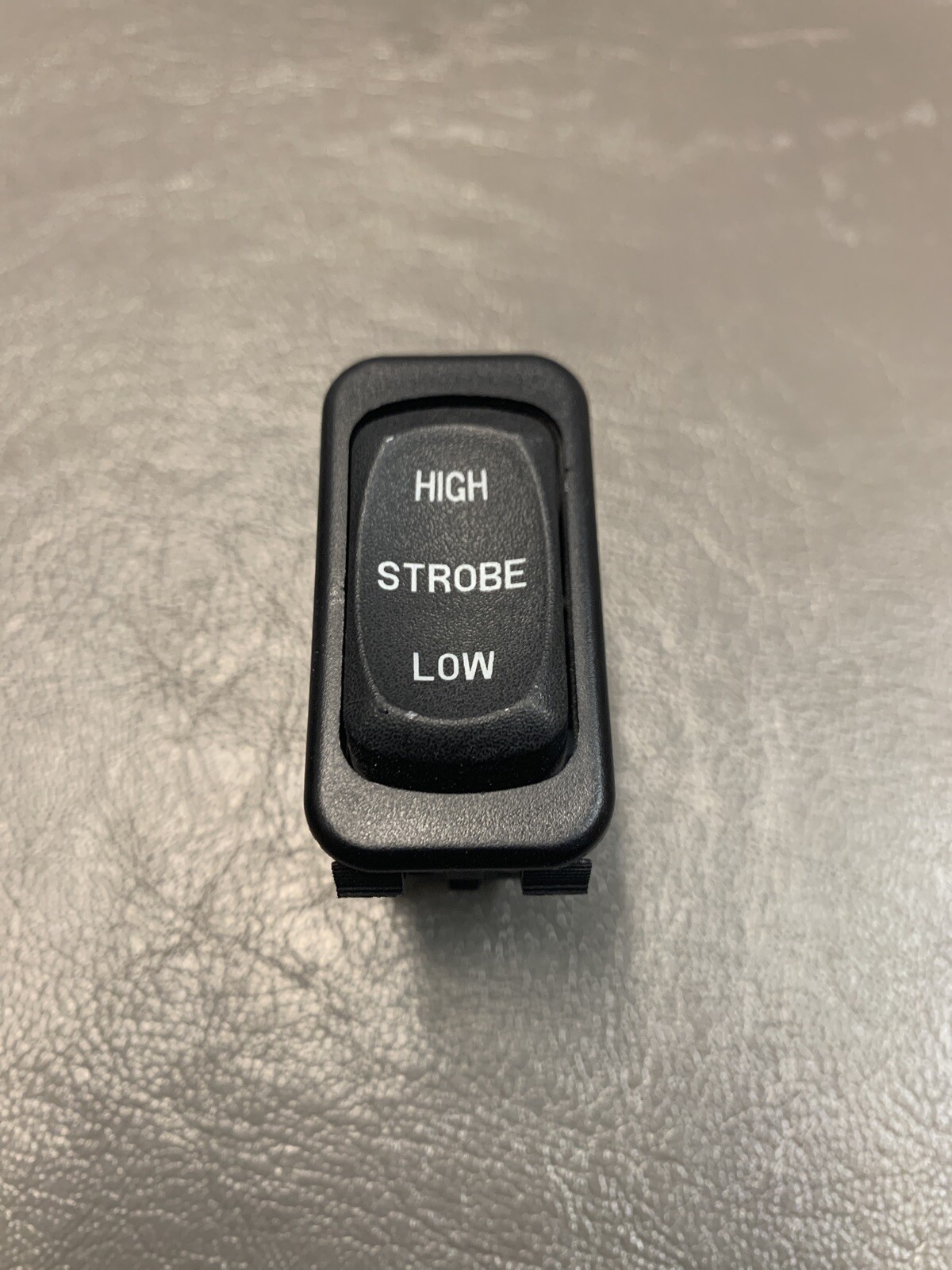 Freightliner Rocker Switch – High / Strobe / Low – P/N A06-30769-156