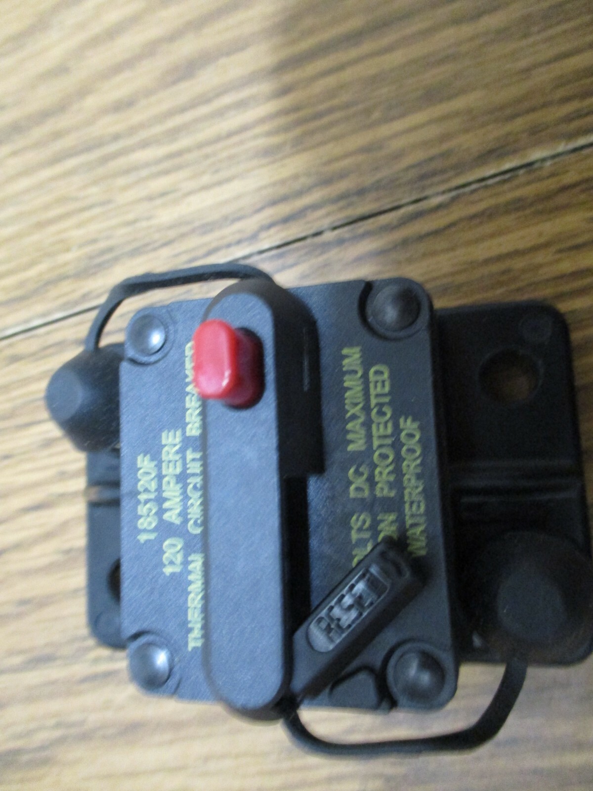 CB3-SM120 HIGH AMP CIRCUIT BREAKER TYPE III SURFACE MOUNT 120 AMP MANUAL RESET