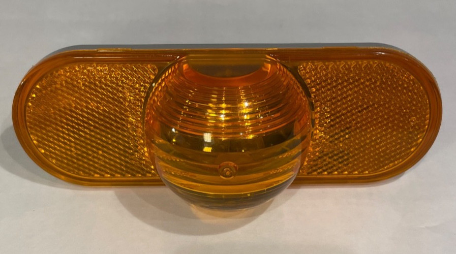 GROTE 52533 POLYCARBONATE TORSION SIDE MARKER TURN SIGNAL