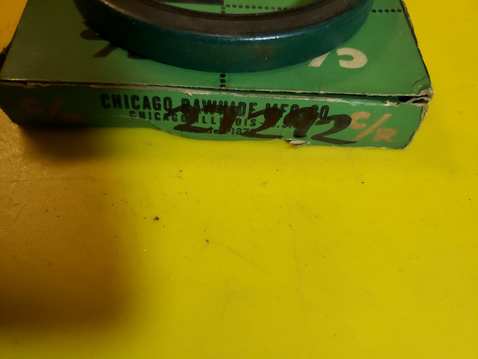 NOS SKF CR 27292 GENUINE CHICAGO RAWHIDE OIL SEAL FAST AND FRIENDLY SHIPPER