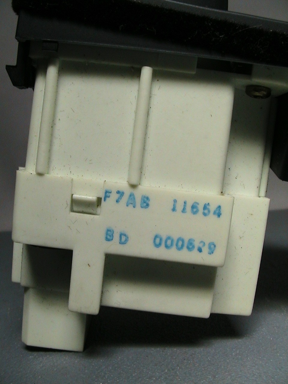 NOS Ford F7AZ-11654-BB Motorcraft SW-5210 Headight Headlamp Switch FREE SHIPING