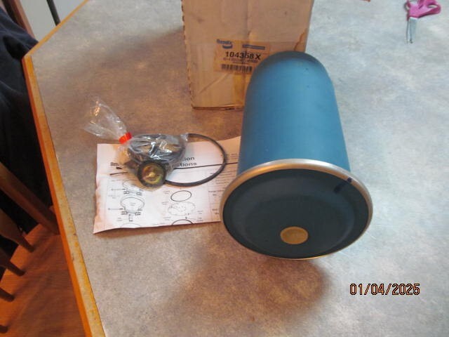 104358X BENDIX AD-4 AIR DRYER CARTRIDGE MAINTENANCE KIT REMAN