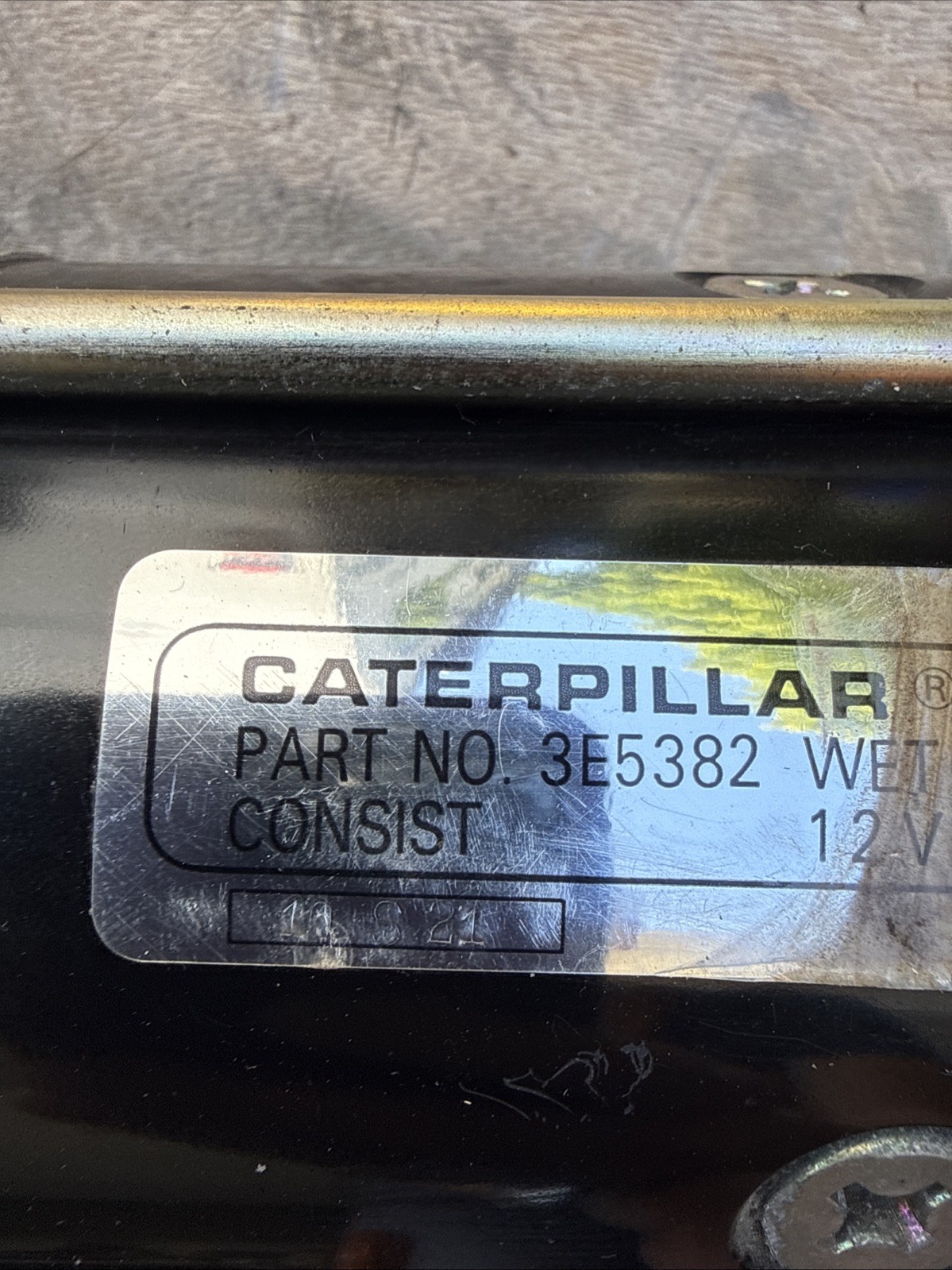 Caterpillar Original 3E5382 12V Starter Asphalt Pavers Challenger. Missing Nuts