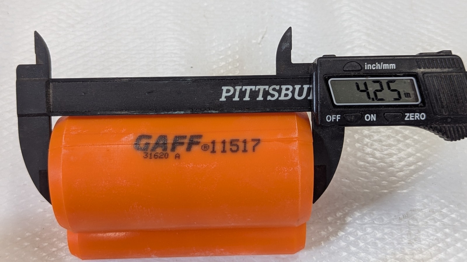 GAFF11517 Meritor XB-0011-2 Holland 5th Fifth Wheel Bushing International Volvo