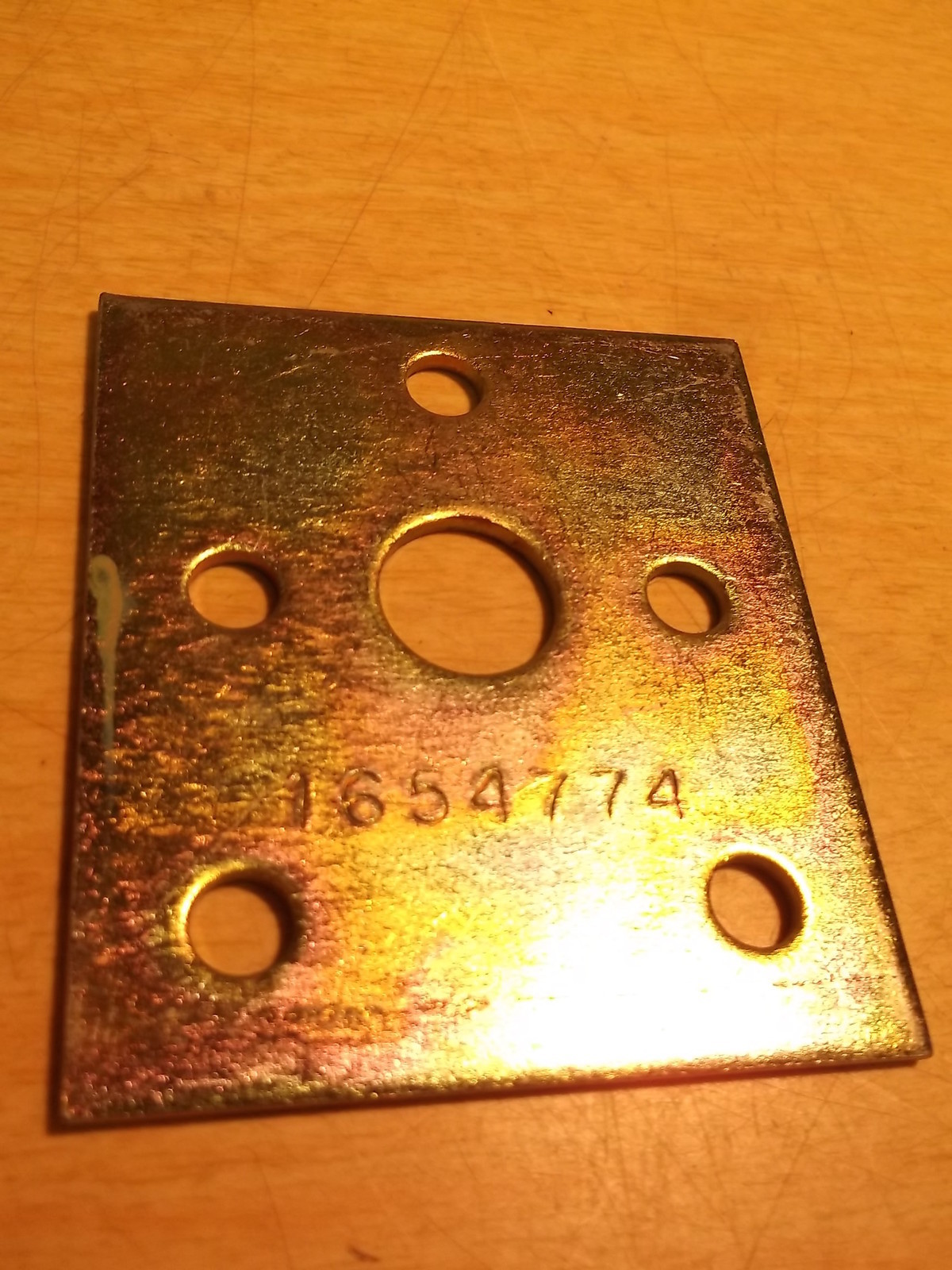 NEW GM Chevy Commercial Truck Bracket 1654774 *FREE SHIPPING*