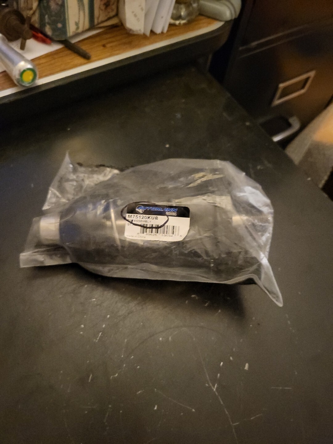 Automann M75120KUB Hood Pin Assembly Peterbilt Poly