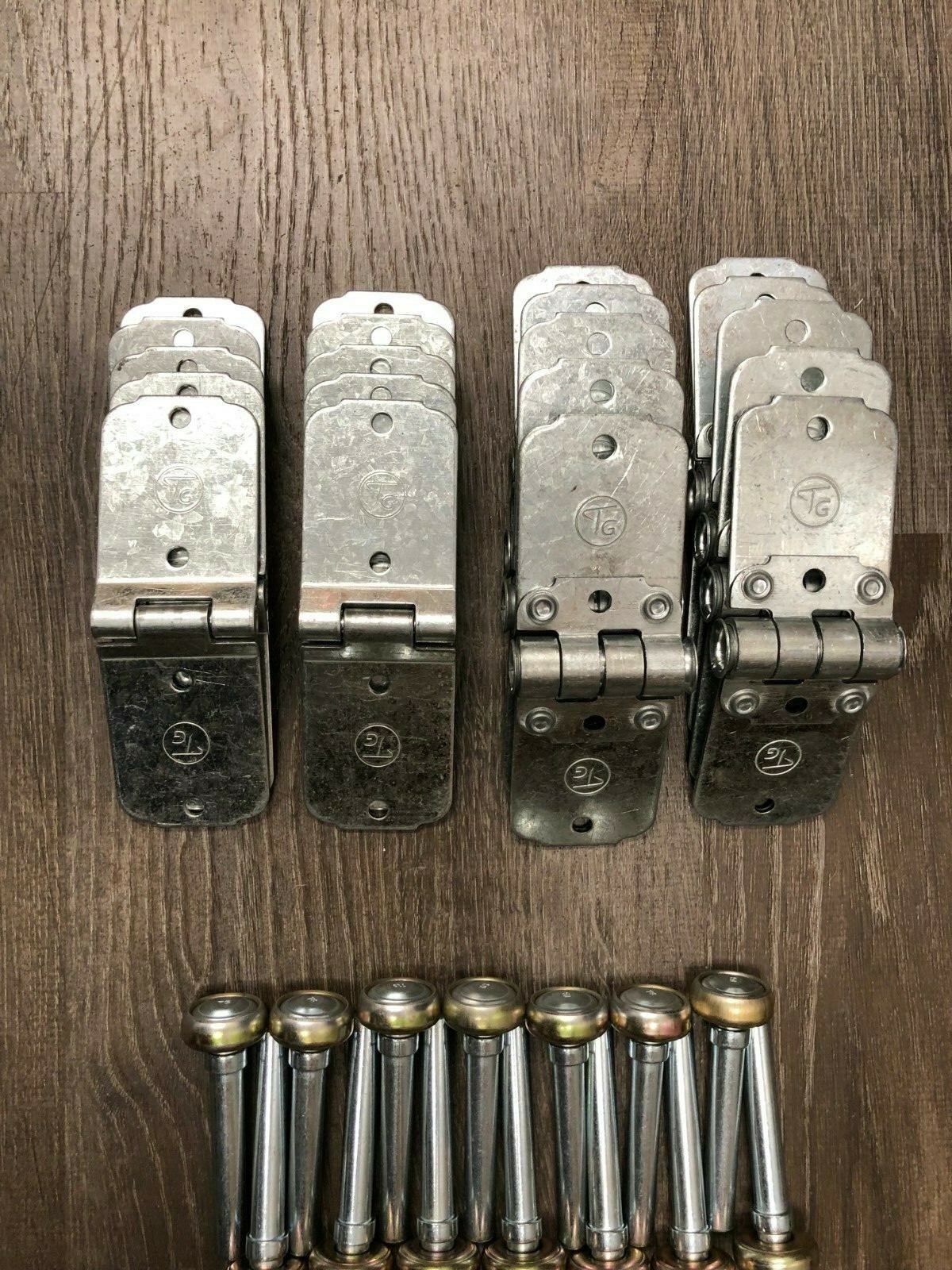 38 Pack Todco Door Repair Kit-Hinges 1″Rollers- Medium Duty/Stepvan Roll up Door