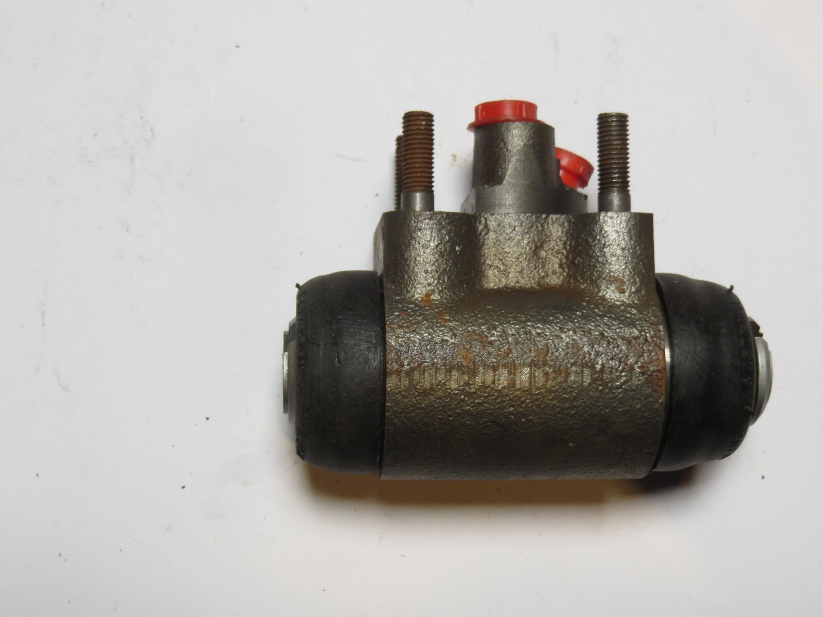Girling LH rear brake cylinder Leyland Redline Austin Morris KGK 40 LDM 30