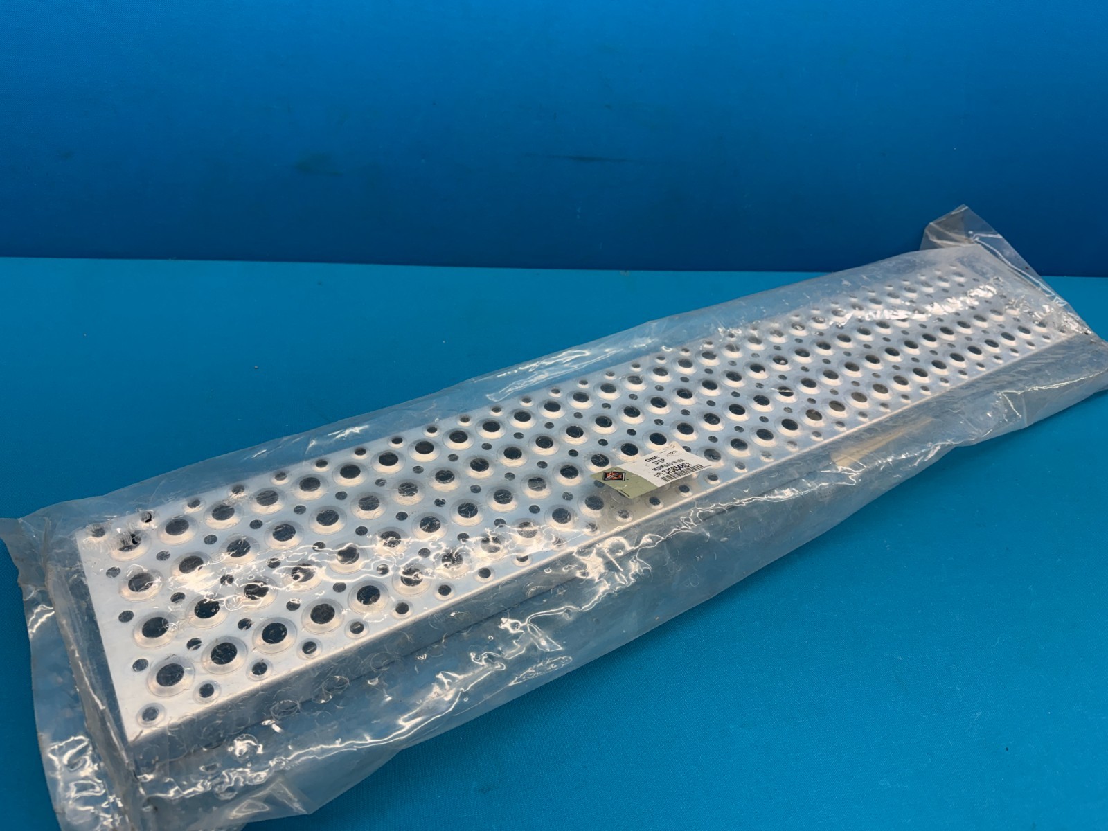 International 3758548C1 Navistar Aluminum Step For ProStar Linehaul