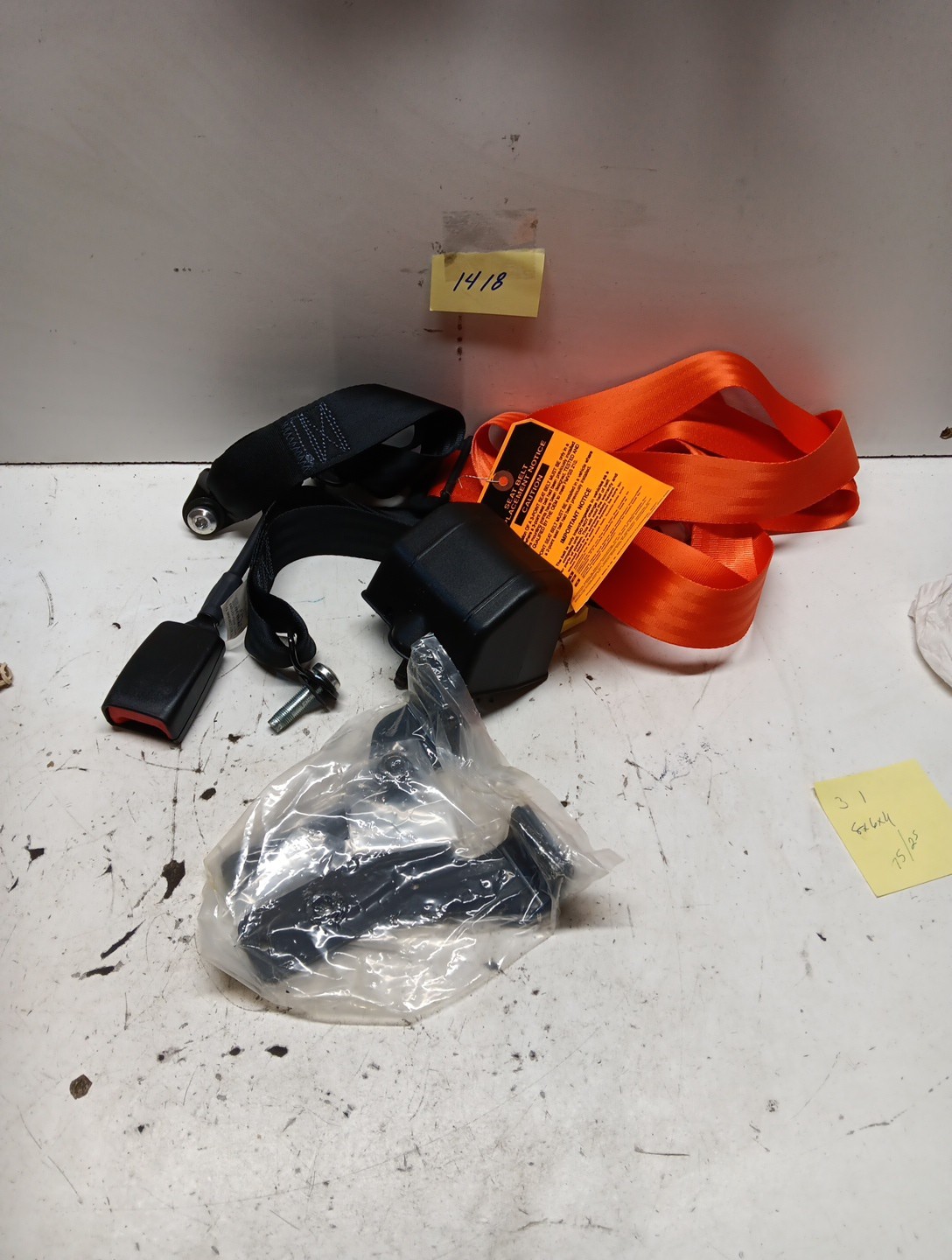 IMMI DAIMLER SEAT BELT KIT, A22-65158-001 NEW, Item # 1418