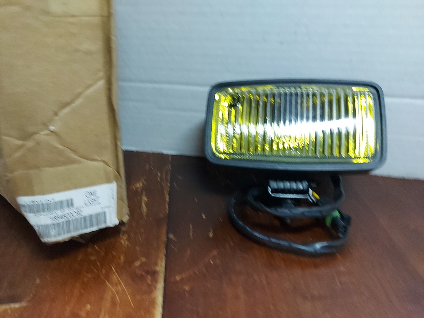 NOS International/Navistar Light Amber Fog With 25″ Pigtail
