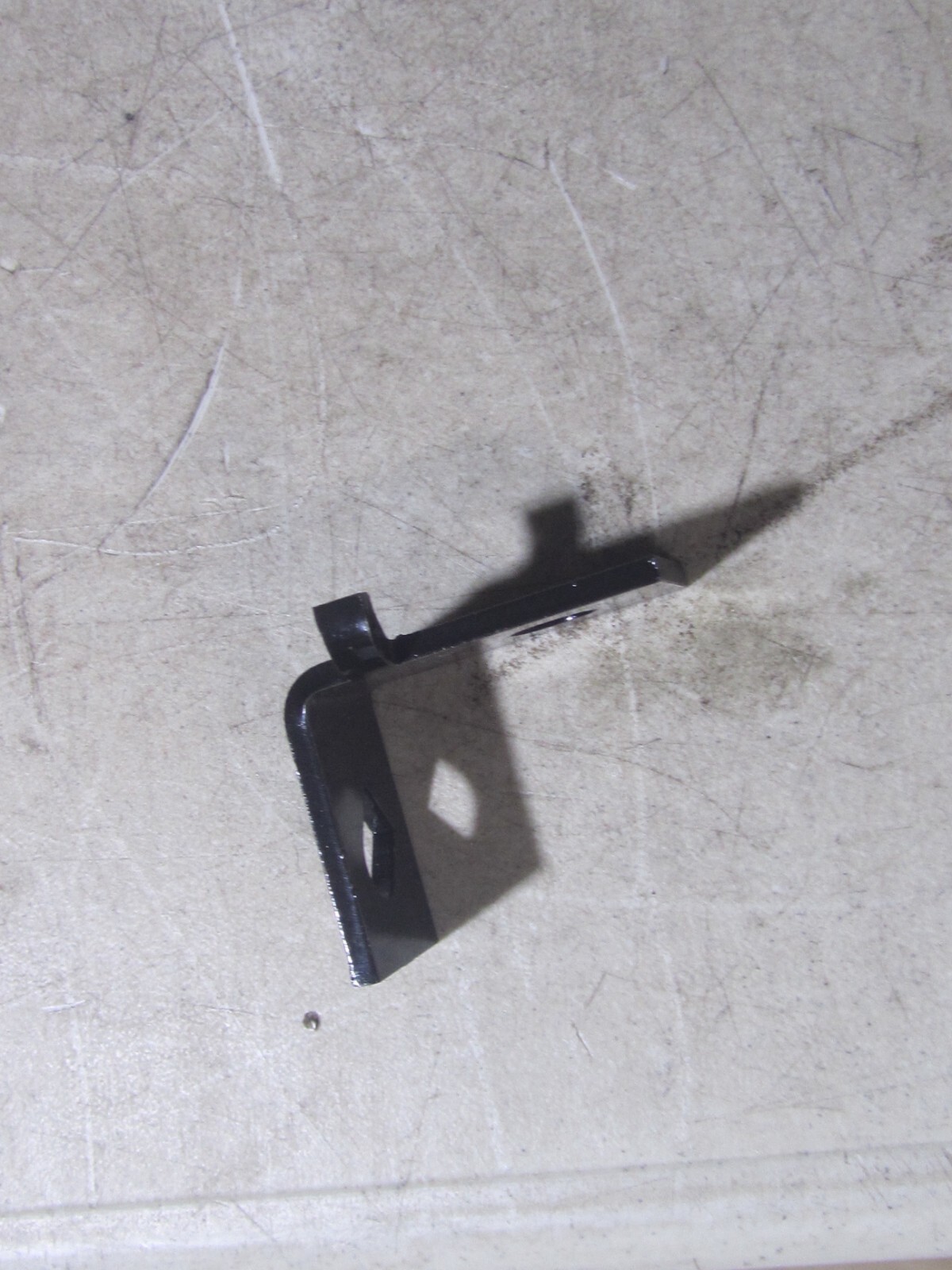 NEW GENUINE OEM WORKHORSE W0012425 BRAKE LINE BRACKET
