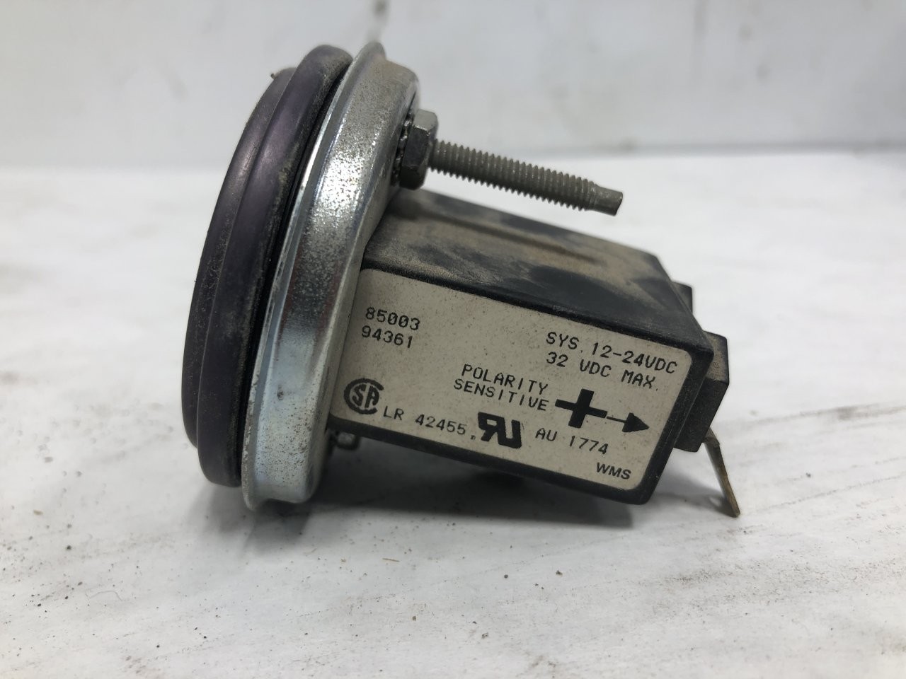 Freightliner FLD112 HOUR METER Gauge – Used | P/N 8500394361