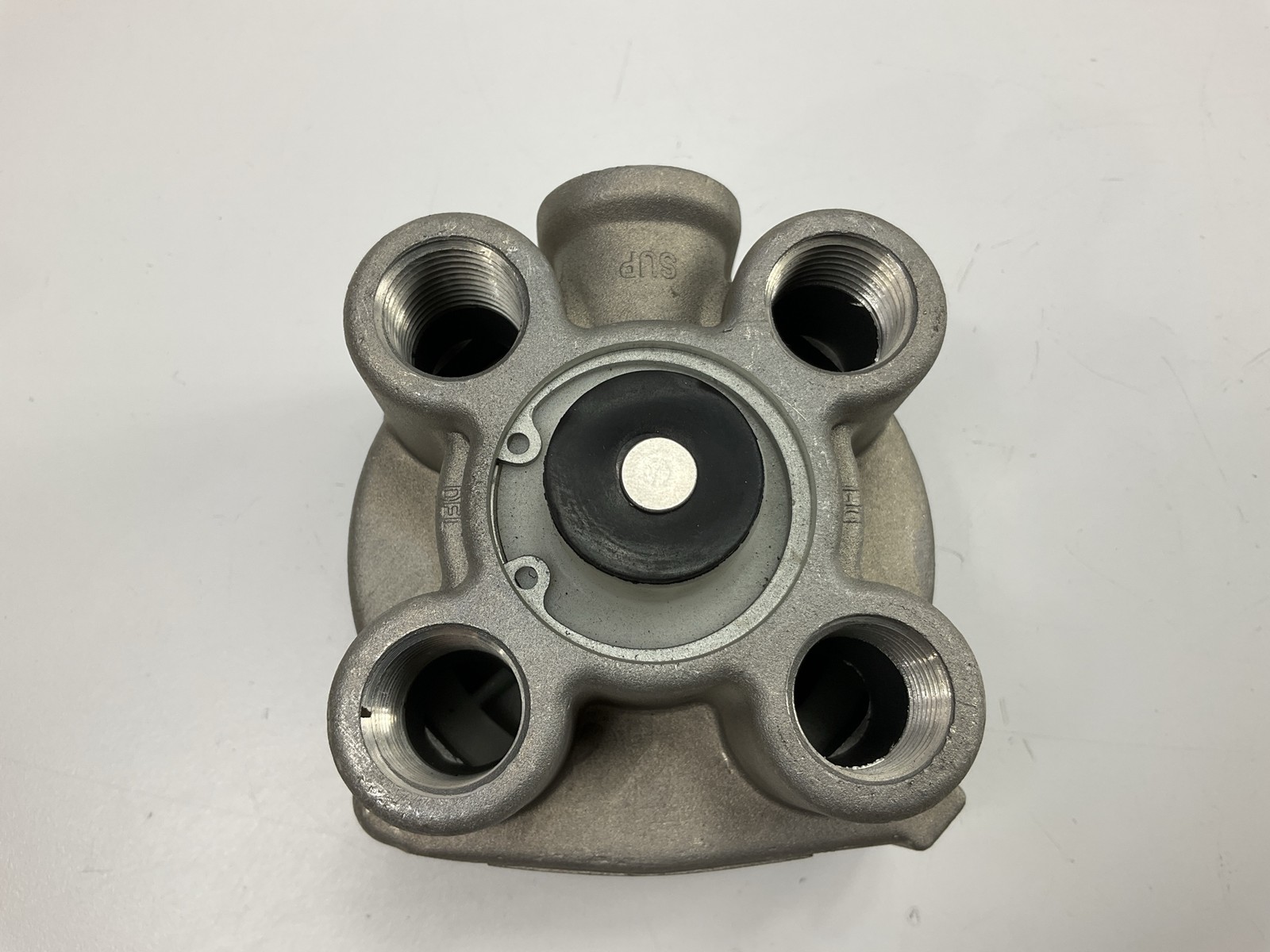 REMAN. Haldex 102626X R 12 Relay Brake Valve