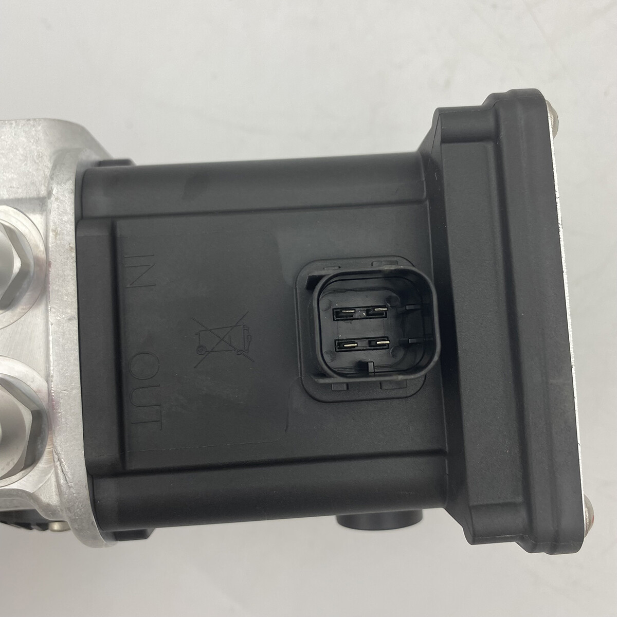 Cummins DEF Doser Pump 5506956 4388105 5506956RX 5506956CUM ISX/QSX engines New