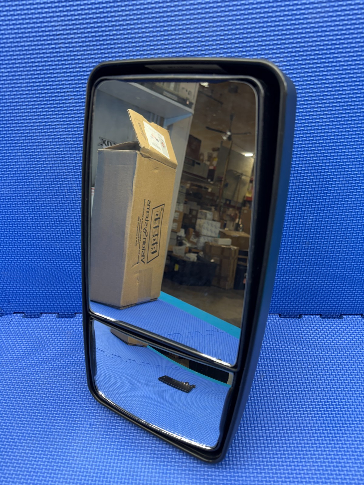 International ZRM715OG Navistar Rosco Overhang Head Mirror Assembly