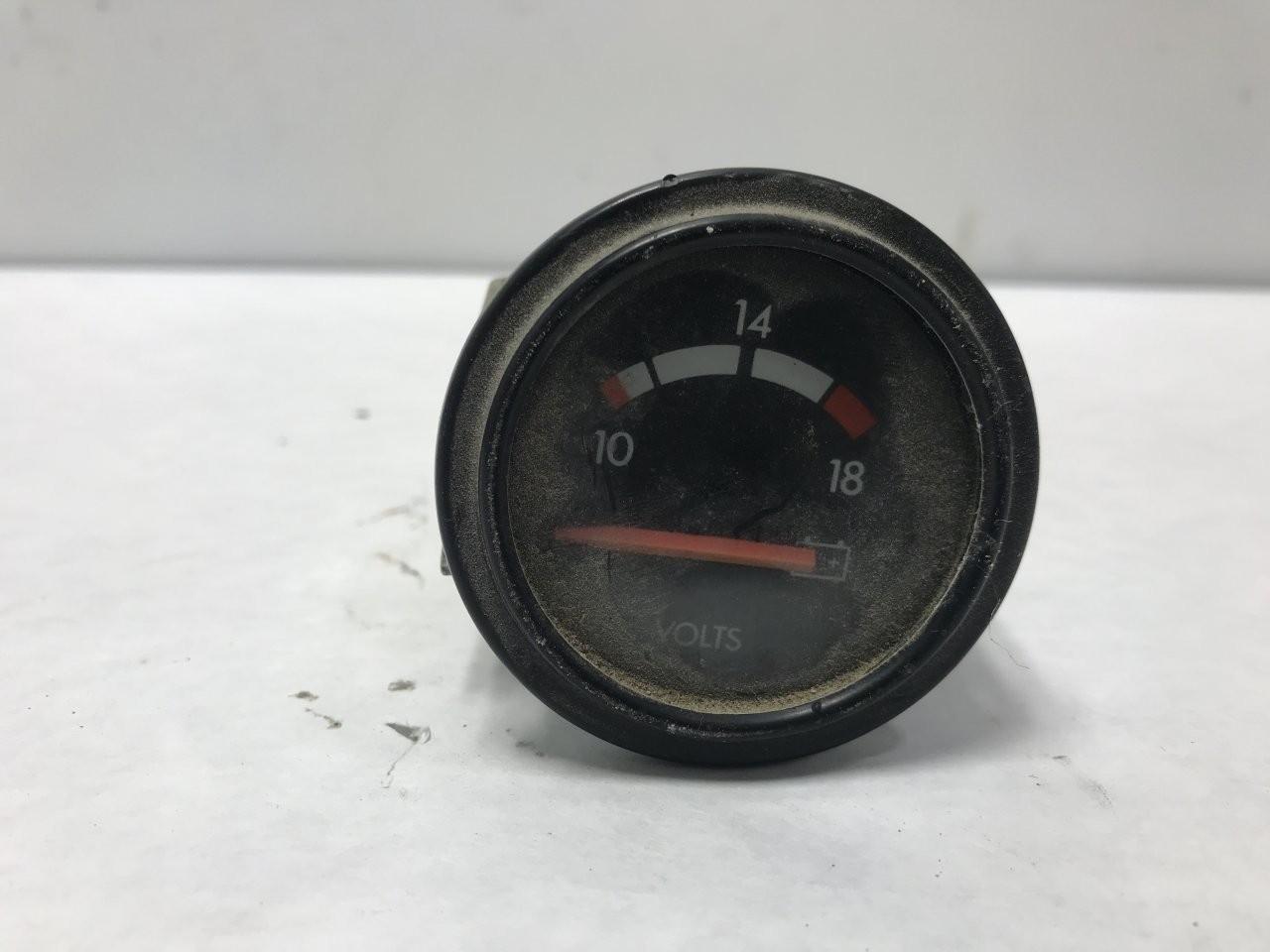 Freightliner CLASSIC XL VOLTAGE Gauge – Used | P/N A2238919000