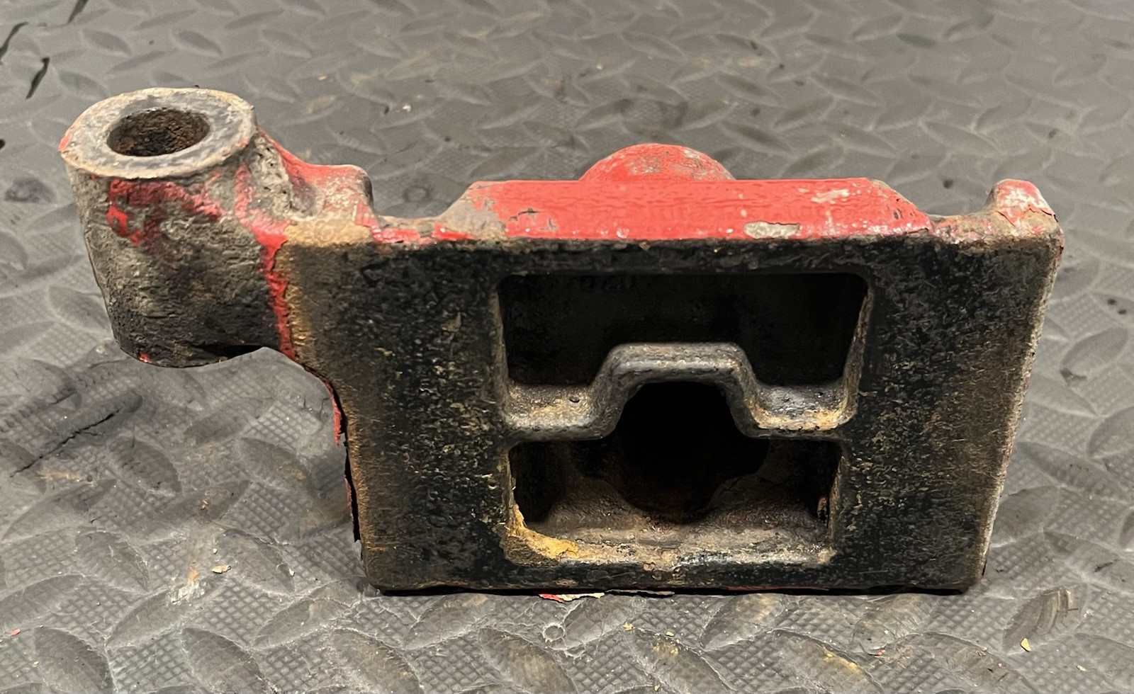 Freightliner Front Suspension Axle Stop (Right Side) A16-15214-000 (Tag# 14967)