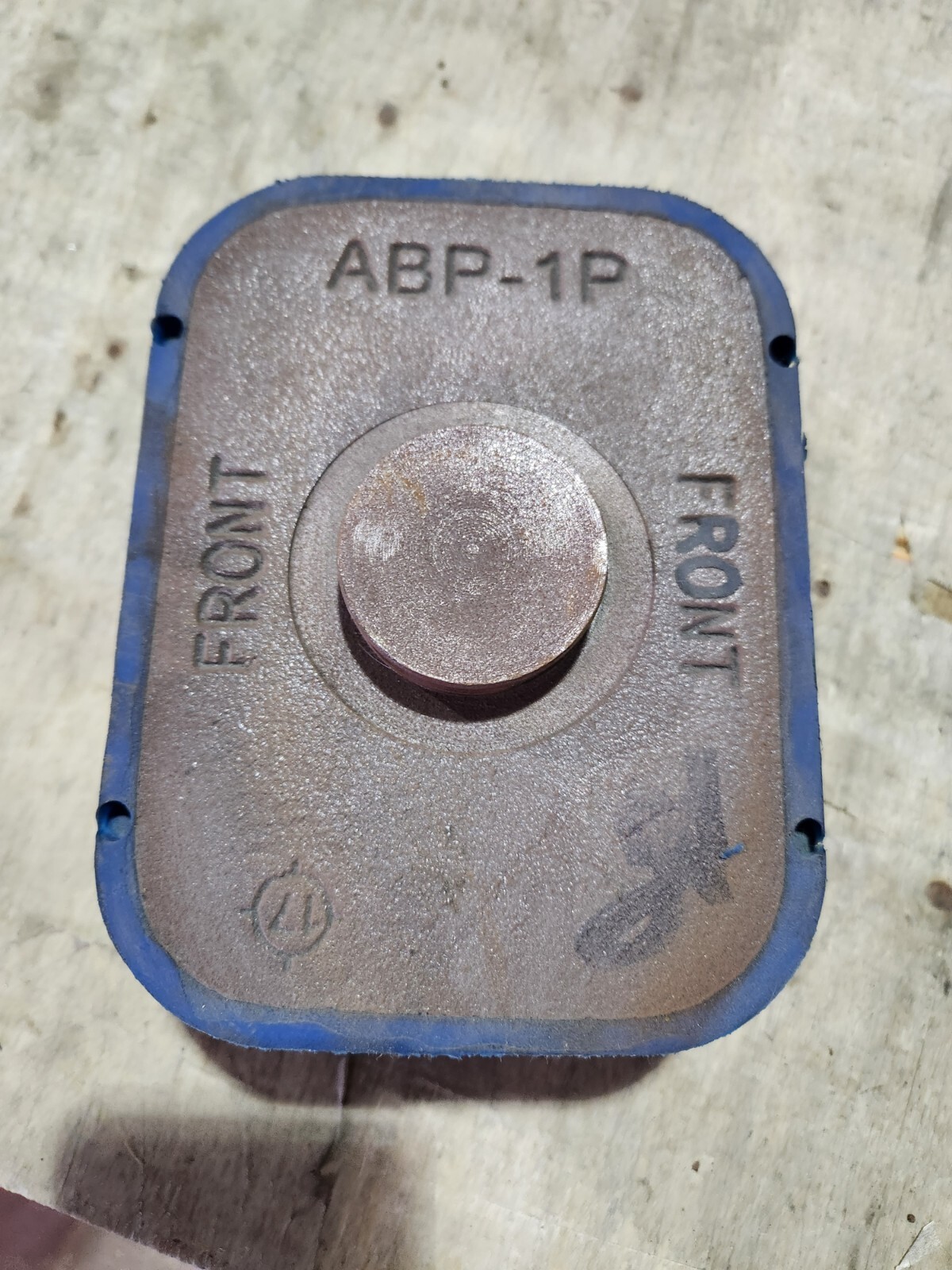 Automann ABP-1P Insulator Pad Front Upper Premium Mack / 10QK365A