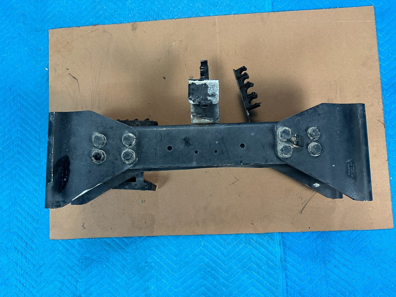 OEM Kenworth T680 Paccar Crossmember A24-6336-002 2020