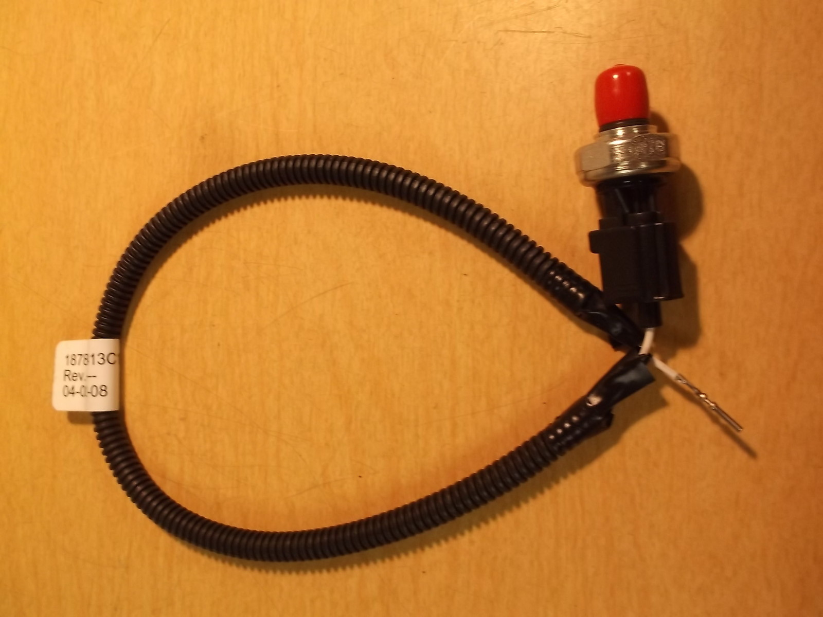NEW Navistar International Sensor 1878413C1 w/ Harness *FREE SHIPPING*