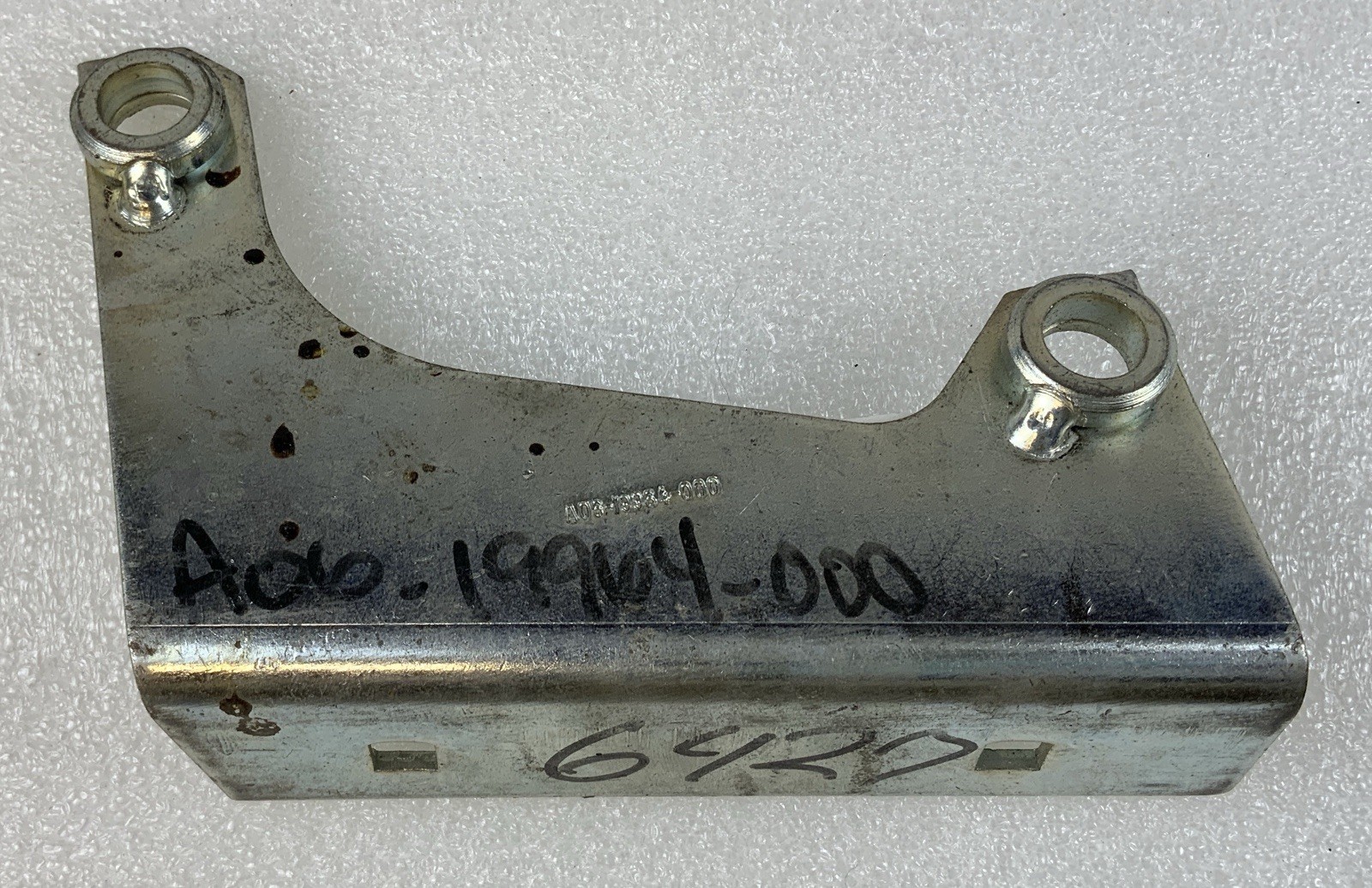 FREIGHTLINER BRACKET CABLE BATTERY TRANS P/N: A06-19964-000 – NOS