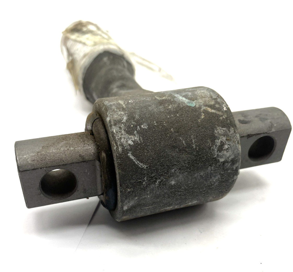 Hendrickson 066610-000H Axle Torque Rod 8.62″ Straddle Bushing, Ultra End