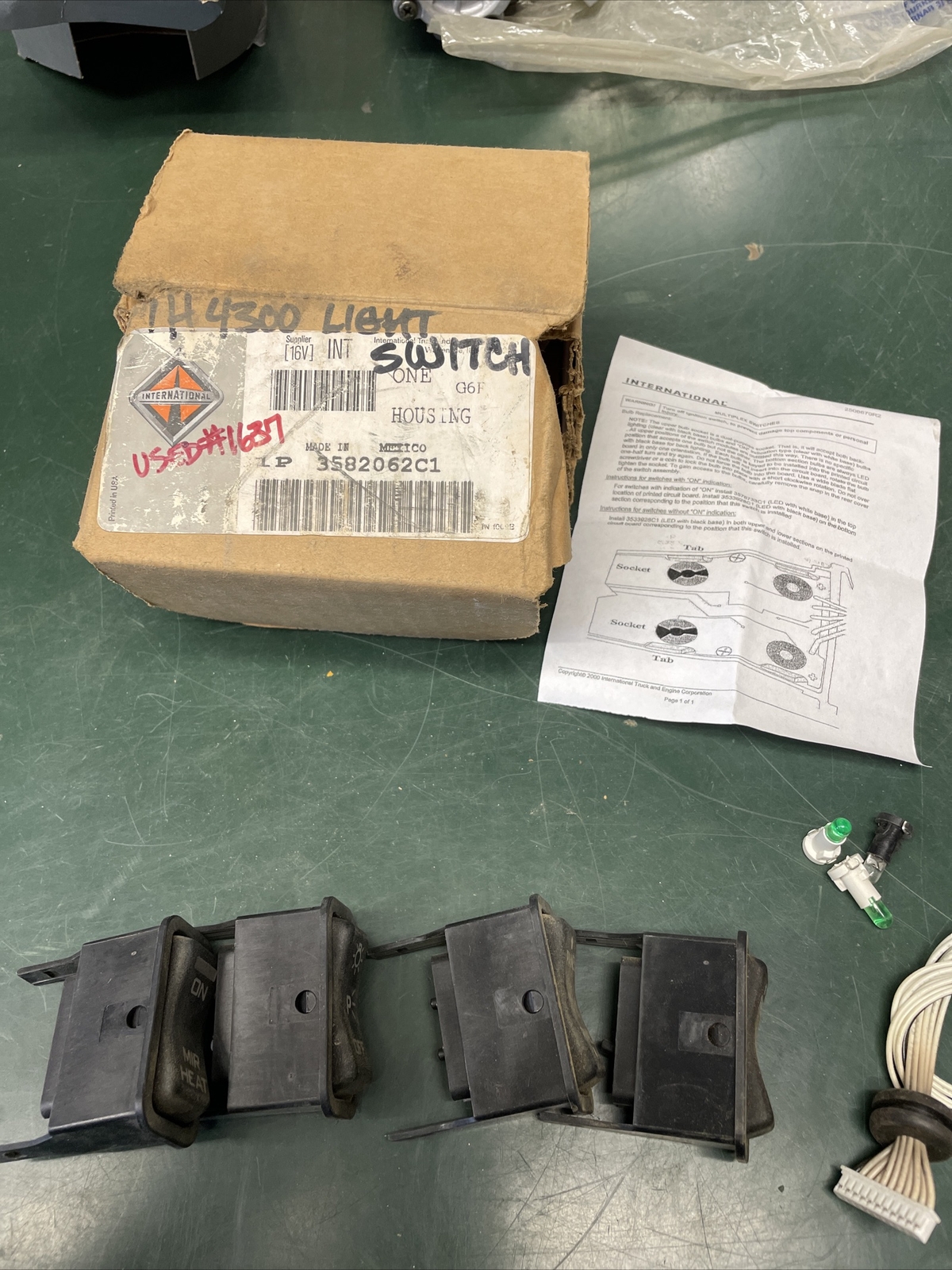 Navistar NO HOUSING Switch Switches ASSY 3582062C1