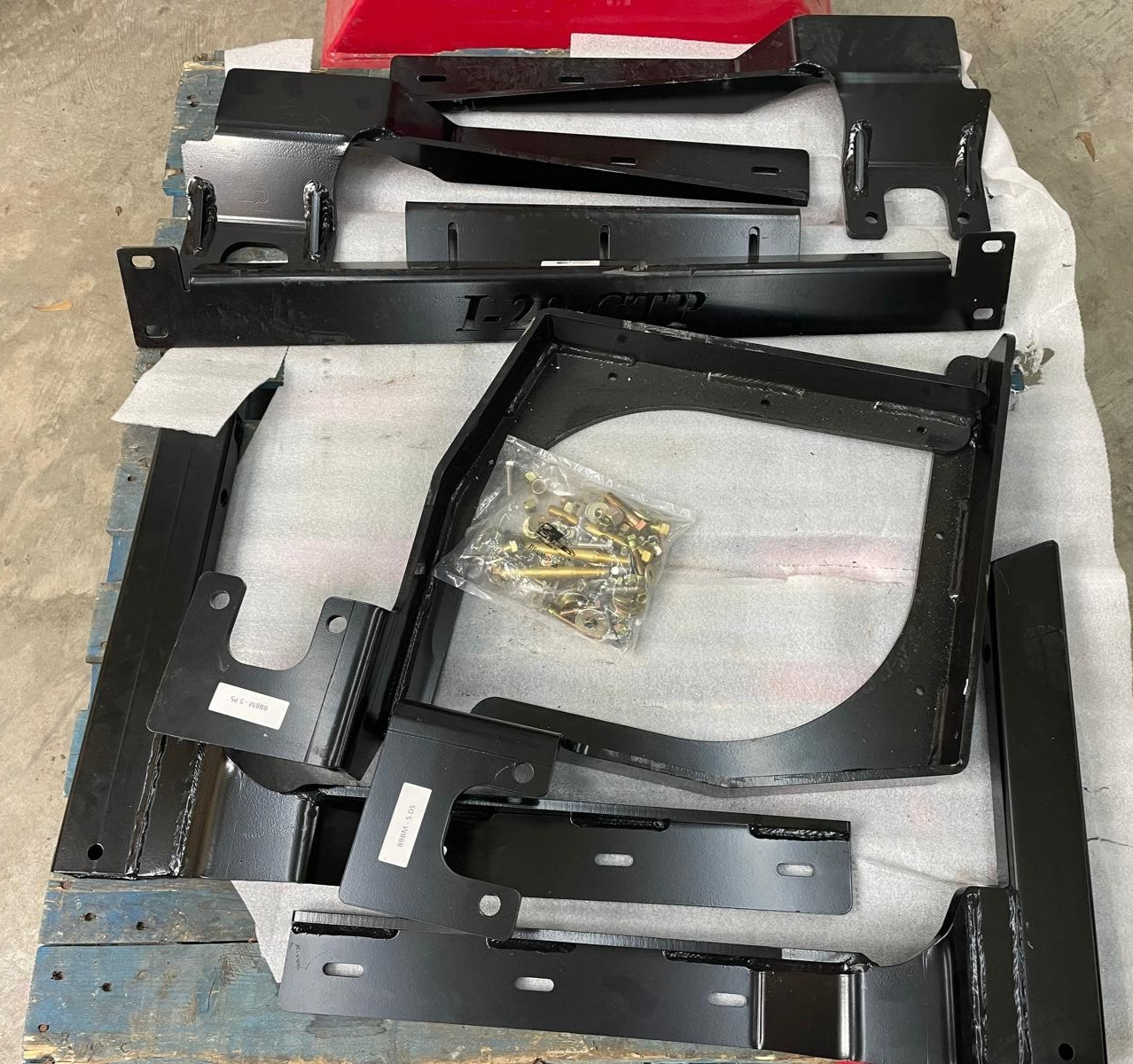 I-29 Custom Truck Parts Fender Kit For Kenworth W900 Semi-truck (No Fenders)