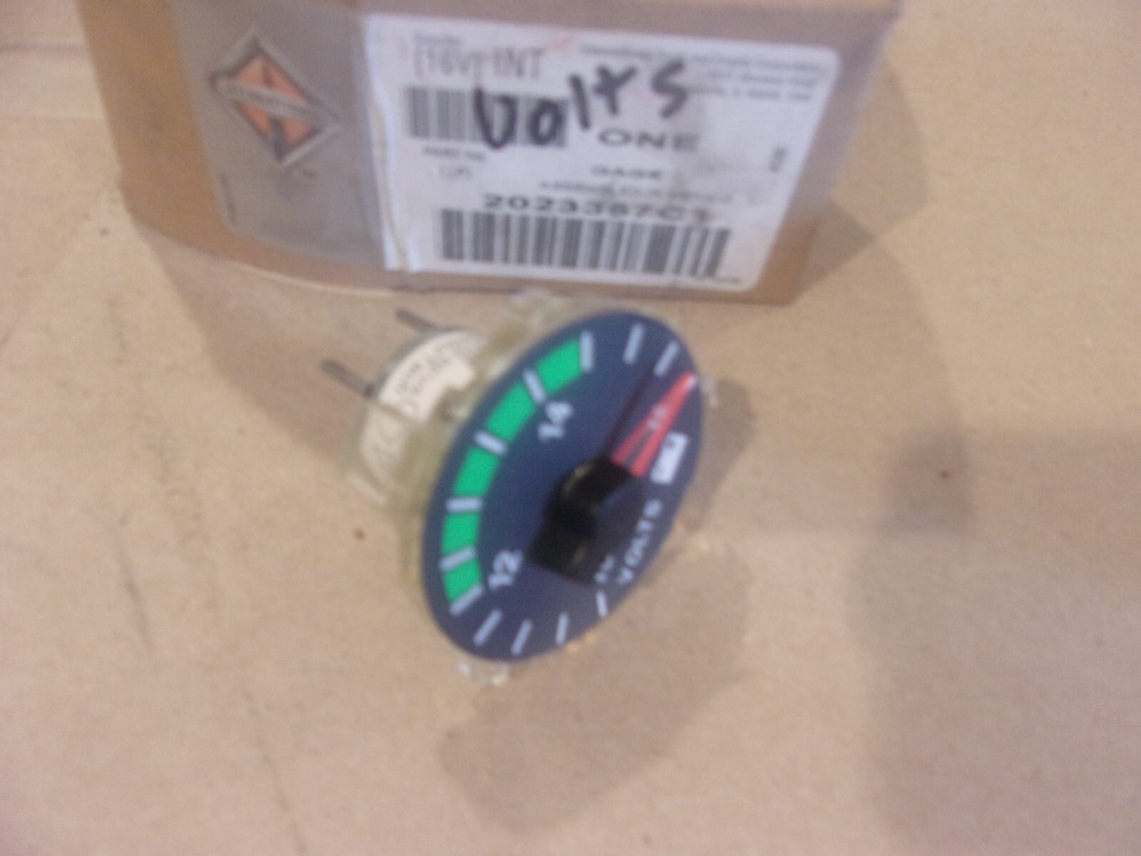 OEM INTERNATIONAL 2023357C1 GAUGE