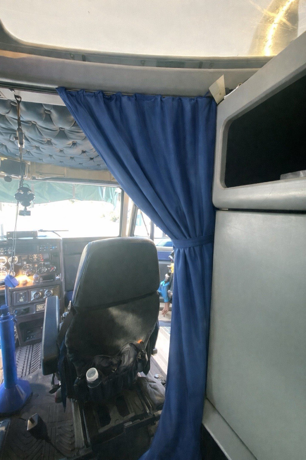 Kenworth W900 T600 Sleeper Interior Curtains. New. Interior Curtains Dark Blue