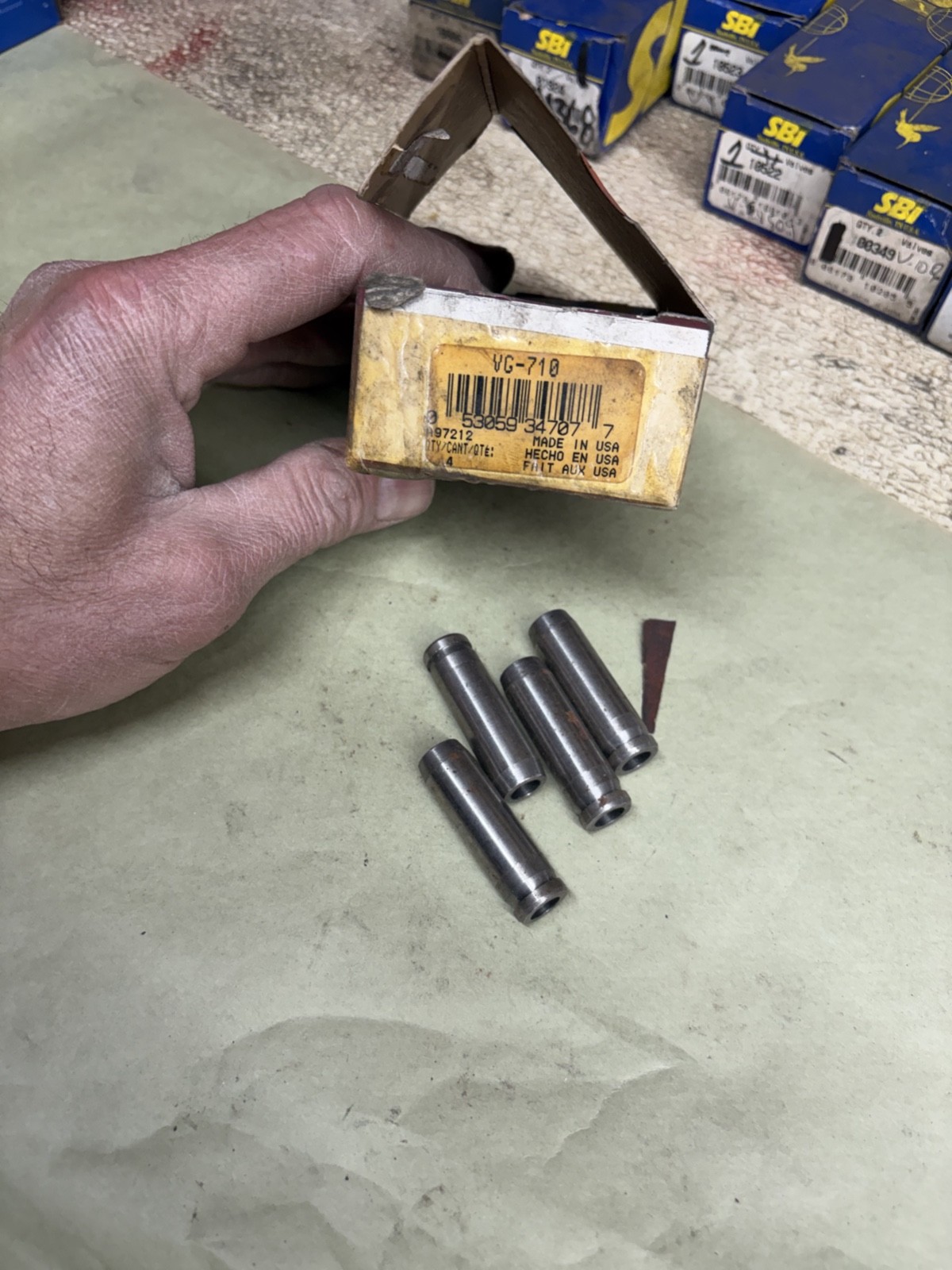 SEALED POWER VG710 VALVE GUIDES LOT OF 4