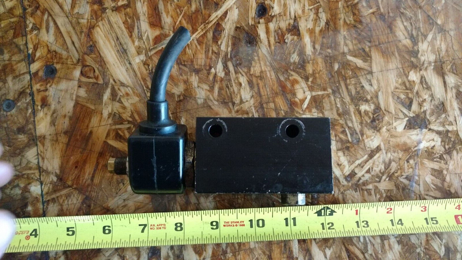 158B6390 DANFOSS SAUER DANFOSS VALVE SOLENOID, 12Vdc, 1/2″ ORB Port’s