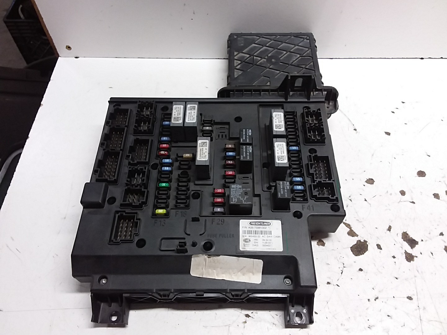 Freightliner Cascadia Cabin Control Module A06-75981-002 Item #3459