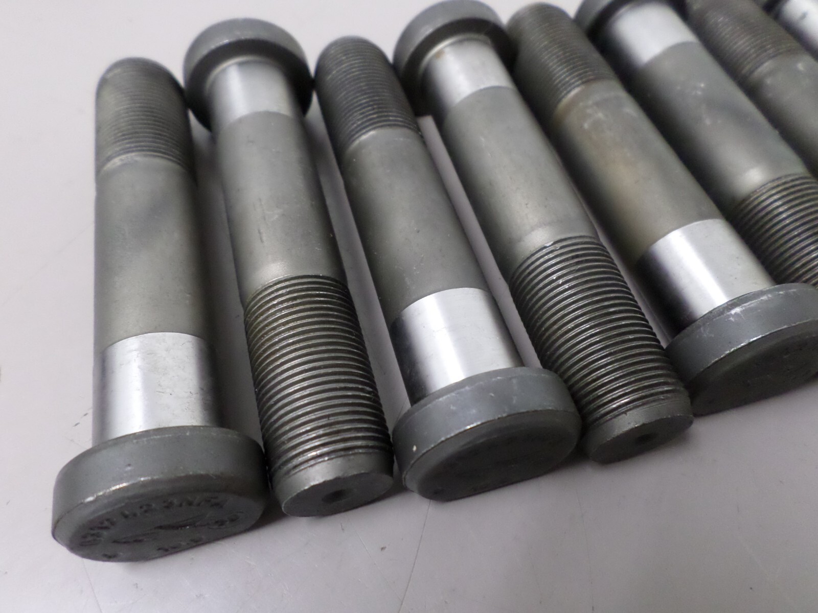 10 – New Flyer 6312423NFA Clipped Head Wheel Studs / Bolts M22X1.5X105