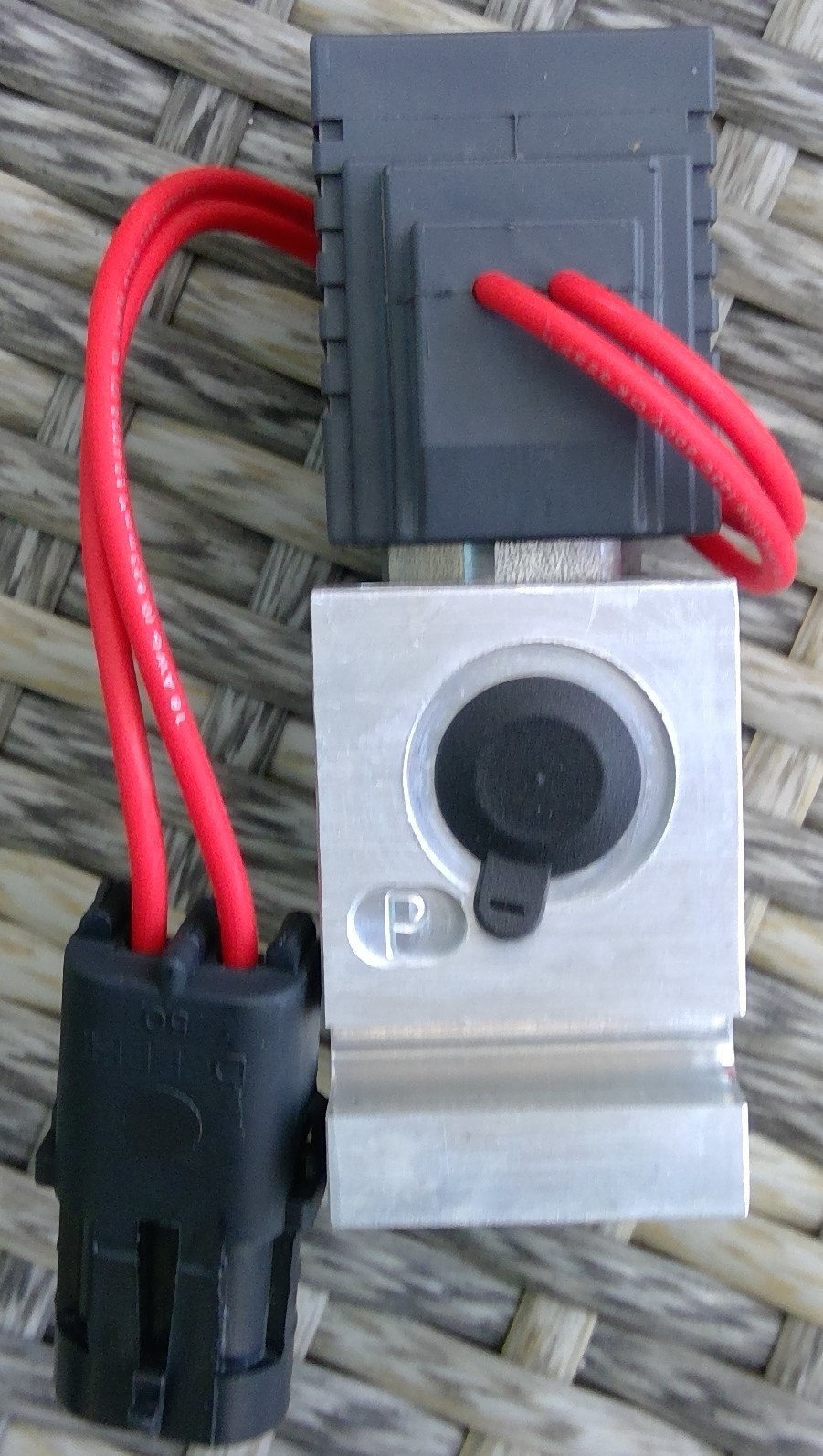 139797 Sauer Danfoss Solenoid Relief Manifold CP508 1858125