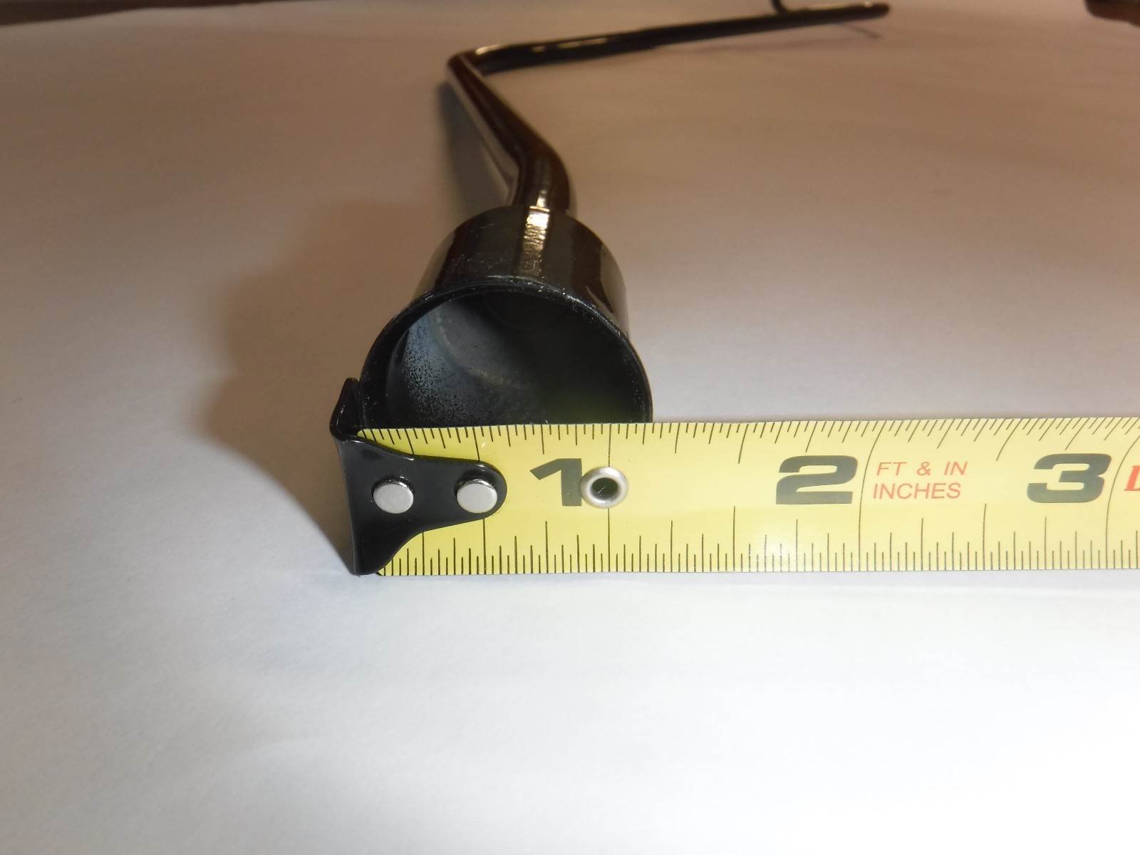 New Transmission Tube 381023C1 for Heavy Duty Commercial Vehicle (A51S)